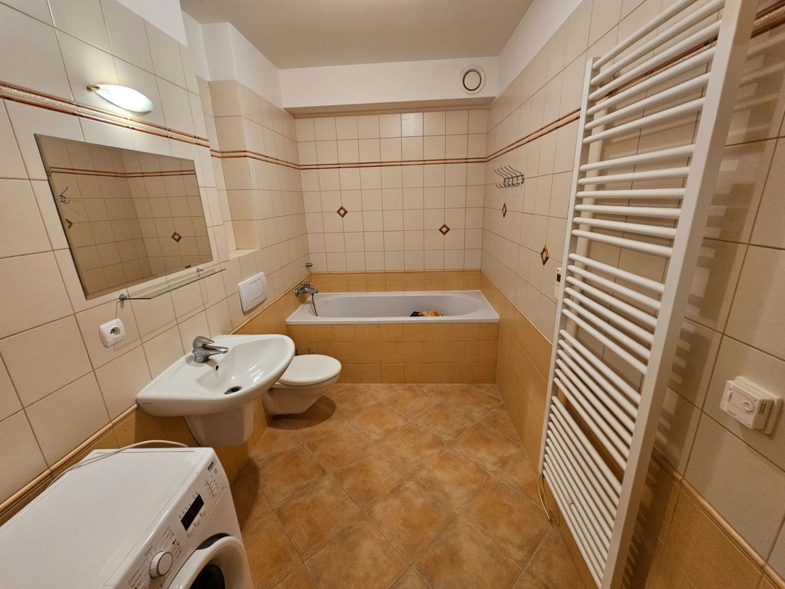 Pronájem bytu 3+kk 100 m², Tibetská, Praha, Praha Pronájem bytu 3+kk 100 m², Tibetská, Praha, Praha