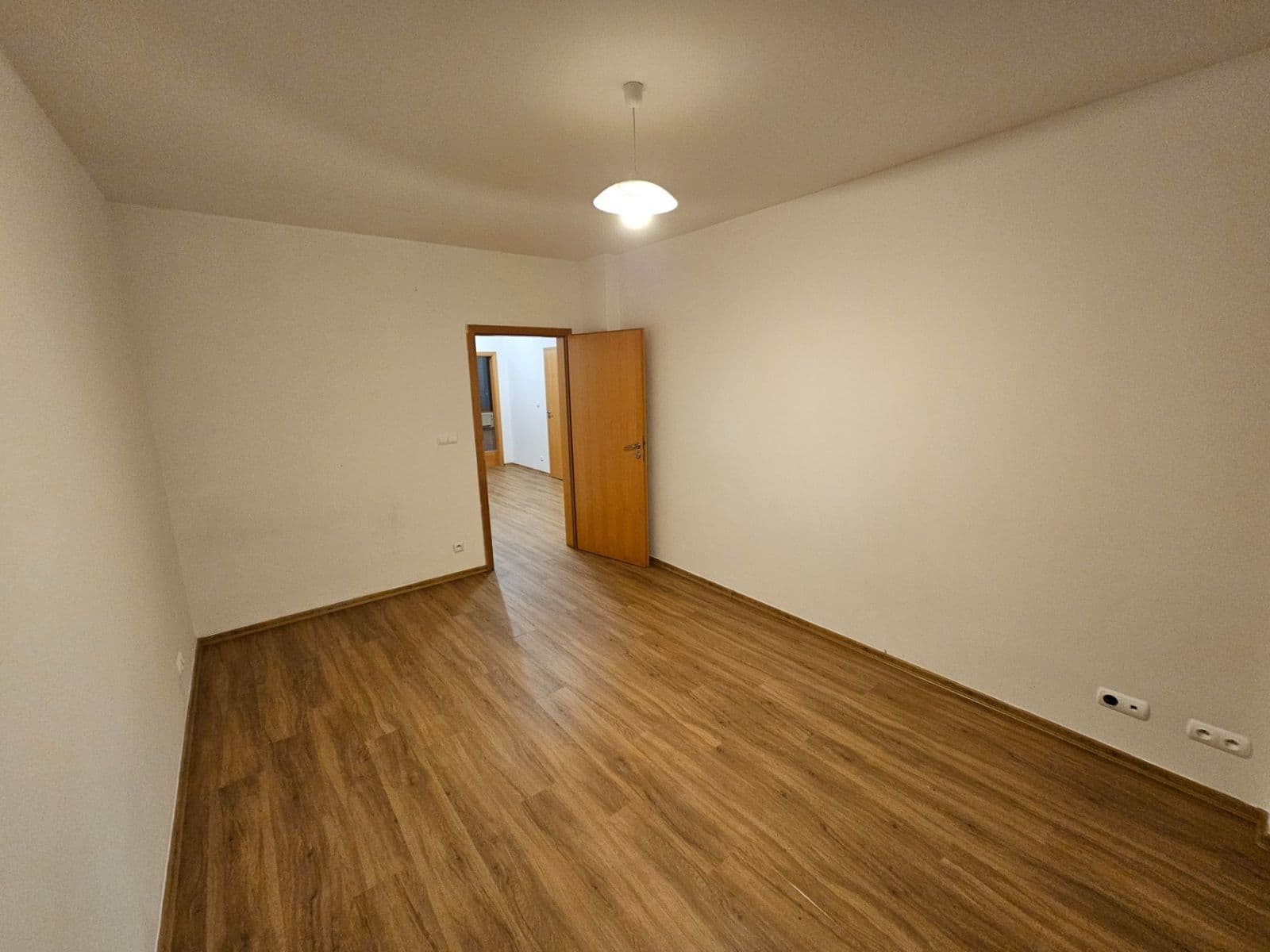 Pronájem bytu 3+kk 100 m², Tibetská, Praha, Praha Pronájem bytu 3+kk 100 m², Tibetská, Praha, Praha