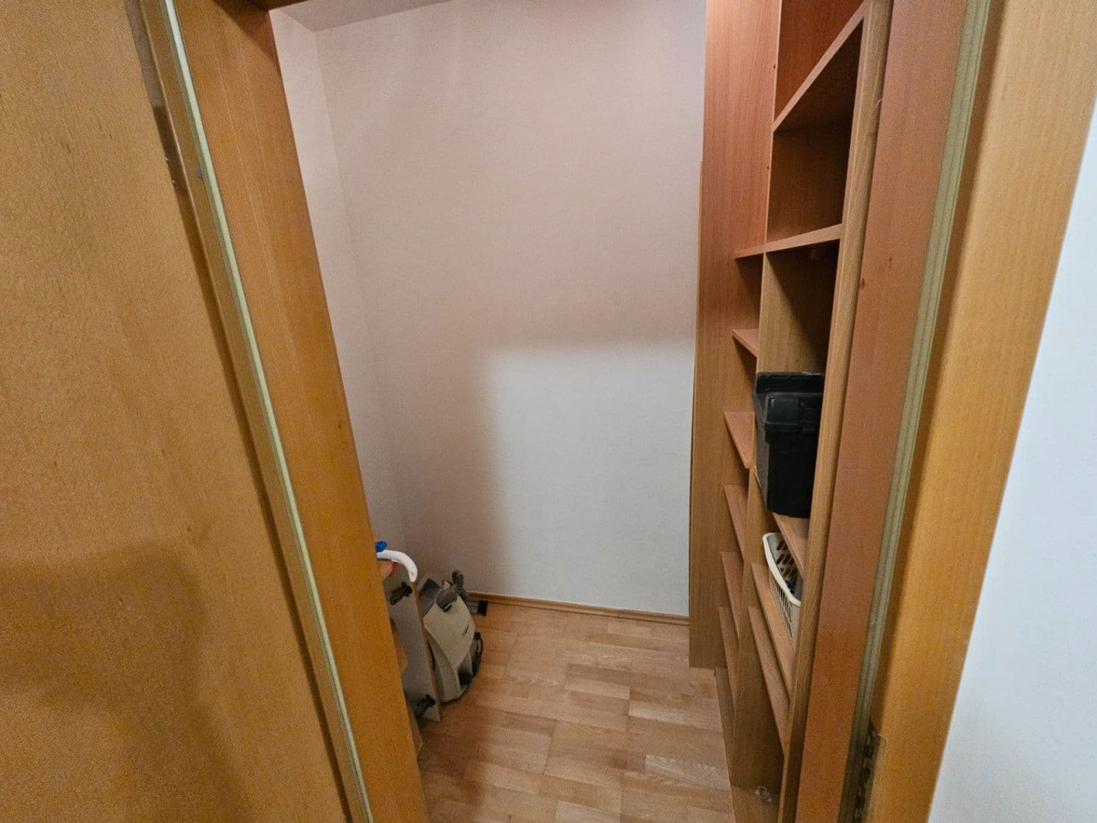 Pronájem bytu 3+kk 100 m², Tibetská, Praha, Praha Pronájem bytu 3+kk 100 m², Tibetská, Praha, Praha