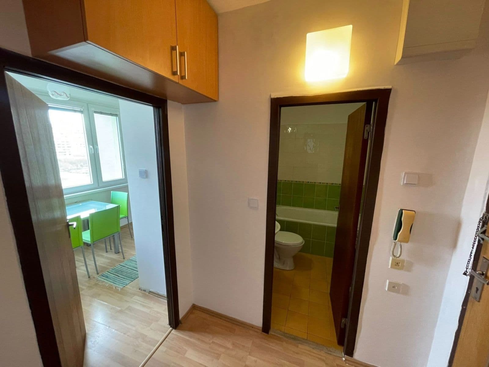 Pronájem bytu 1+1 36 m², Beňadická, Petržalka, Bratislavský kraj Pronájem bytu 1+1 36 m², Beňadická, Petržalka, Bratislavský kraj