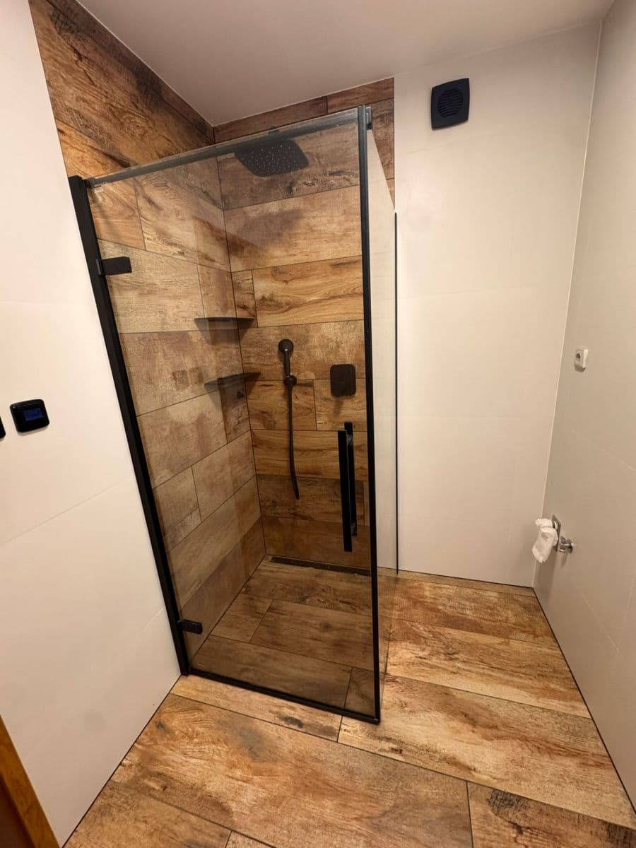 Pronájem bytu 2+kk 58 m², Husitská, Praha, Praha Pronájem bytu 2+kk 58 m², Husitská, Praha, Praha