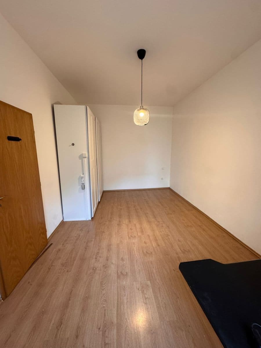 Pronájem bytu 2+kk 58 m², Husitská, Praha, Praha Pronájem bytu 2+kk 58 m², Husitská, Praha, Praha