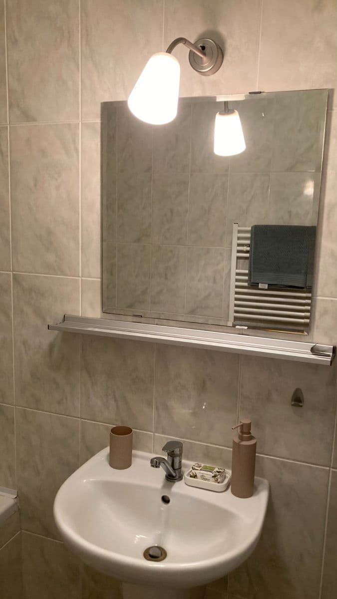 Pronájem bytu 2+kk 49 m², Hakenova, Poděbrady, Středočeský kraj Pronájem bytu 2+kk 49 m², Hakenova, Poděbrady, Středočeský kraj