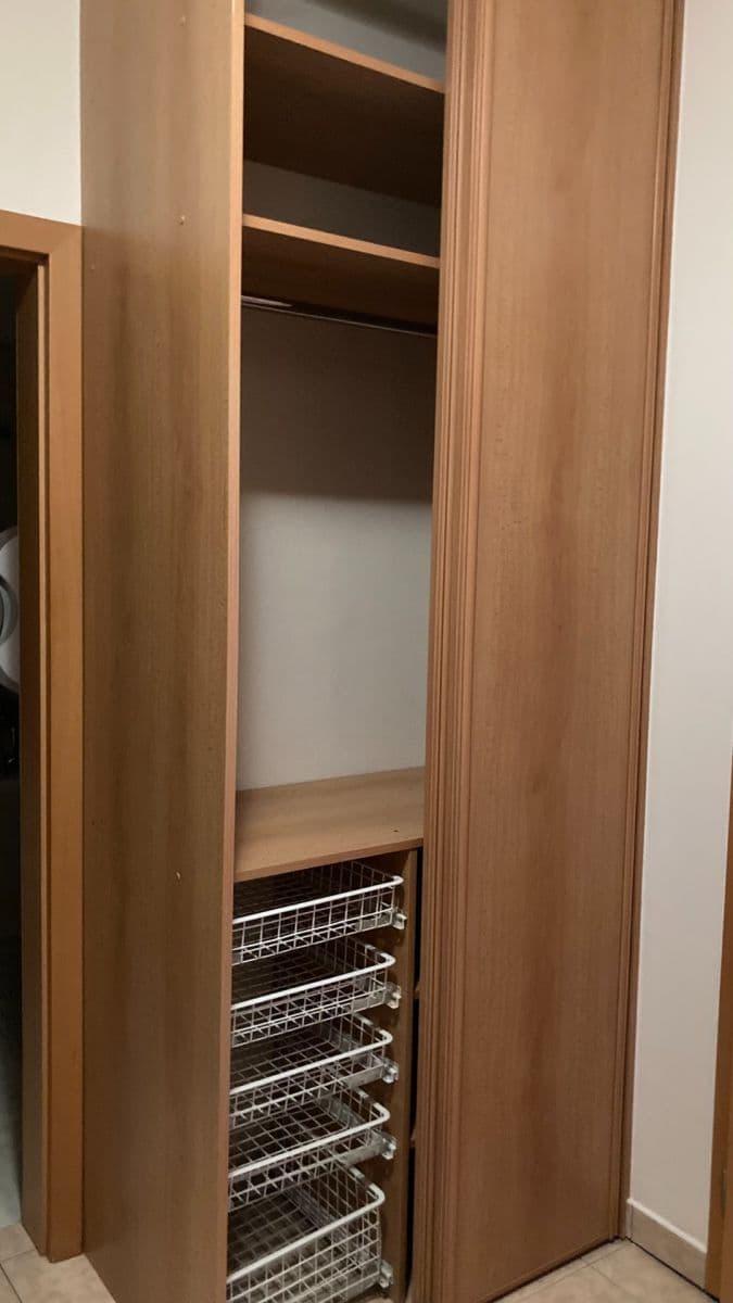 Pronájem bytu 2+kk 49 m², Hakenova, Poděbrady, Středočeský kraj Pronájem bytu 2+kk 49 m², Hakenova, Poděbrady, Středočeský kraj