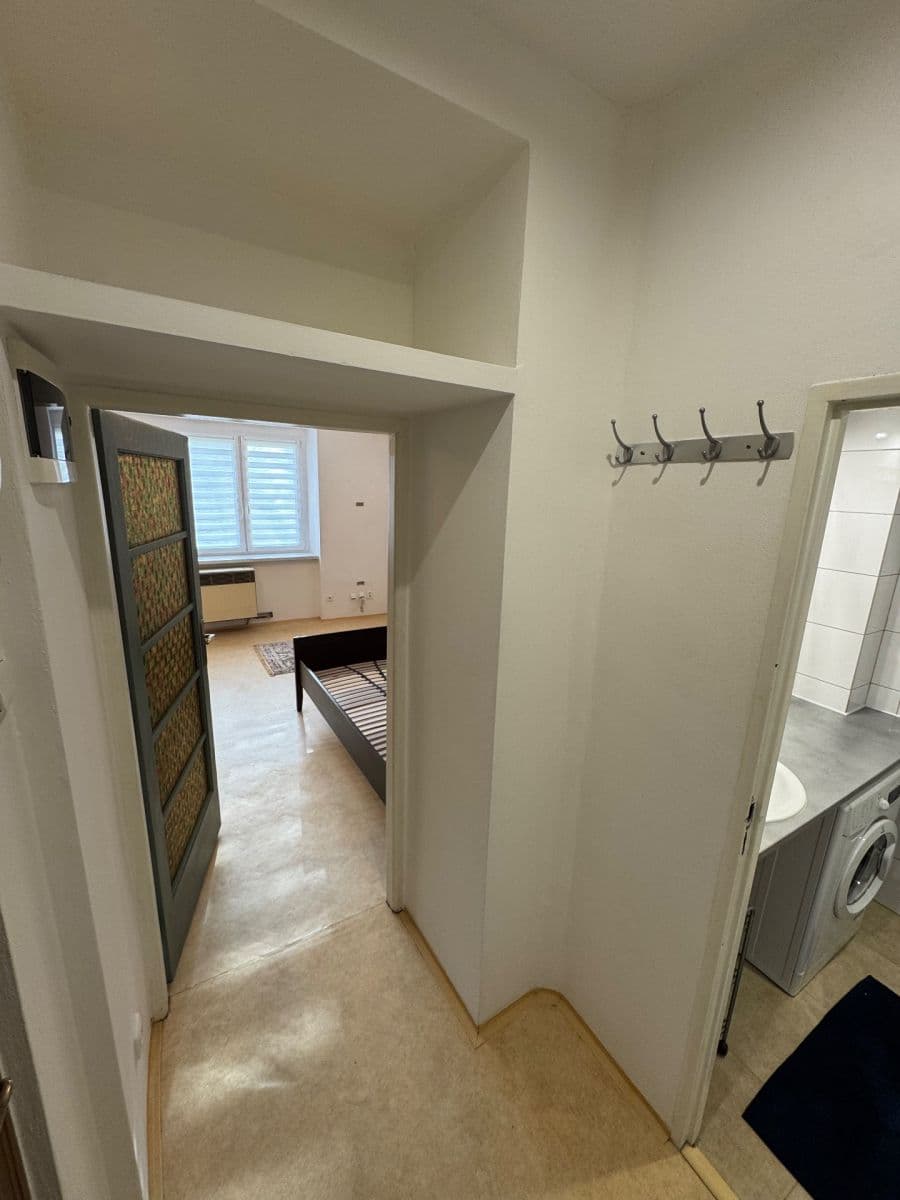 Pronájem bytu 1+kk 22 m², Kolbenova, Praha, Praha Pronájem bytu 1+kk 22 m², Kolbenova, Praha, Praha