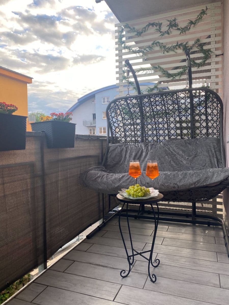 Prodej bytu 3+1 83 m², Nádvorní, Liberec, Liberecký kraj Prodej bytu 3+1 83 m², Nádvorní, Liberec, Liberecký kraj