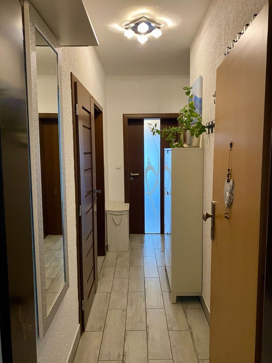 Prodej bytu 3+1 83 m², Nádvorní, Liberec, Liberecký kraj Prodej bytu 3+1 83 m², Nádvorní, Liberec, Liberecký kraj