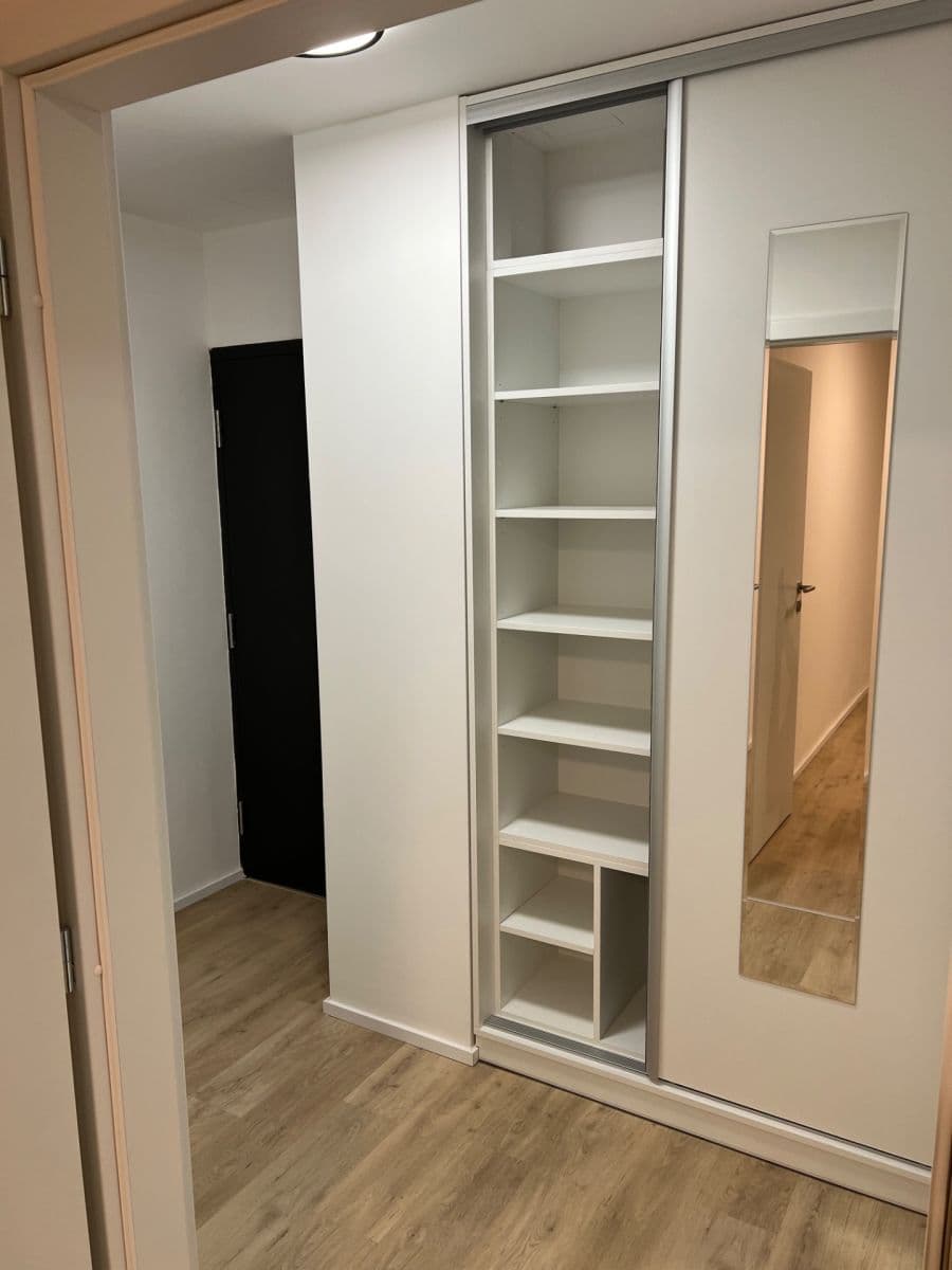 Pronájem bytu 1+kk 30 m², Auerswaldova, Brno, Jihomoravský kraj Pronájem bytu 1+kk 30 m², Auerswaldova, Brno, Jihomoravský kraj