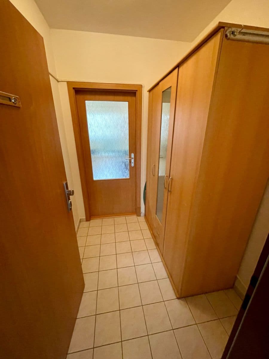 Pronájem bytu 1+kk 35 m², Molákova, Brno, Jihomoravský kraj Pronájem bytu 1+kk 35 m², Molákova, Brno, Jihomoravský kraj