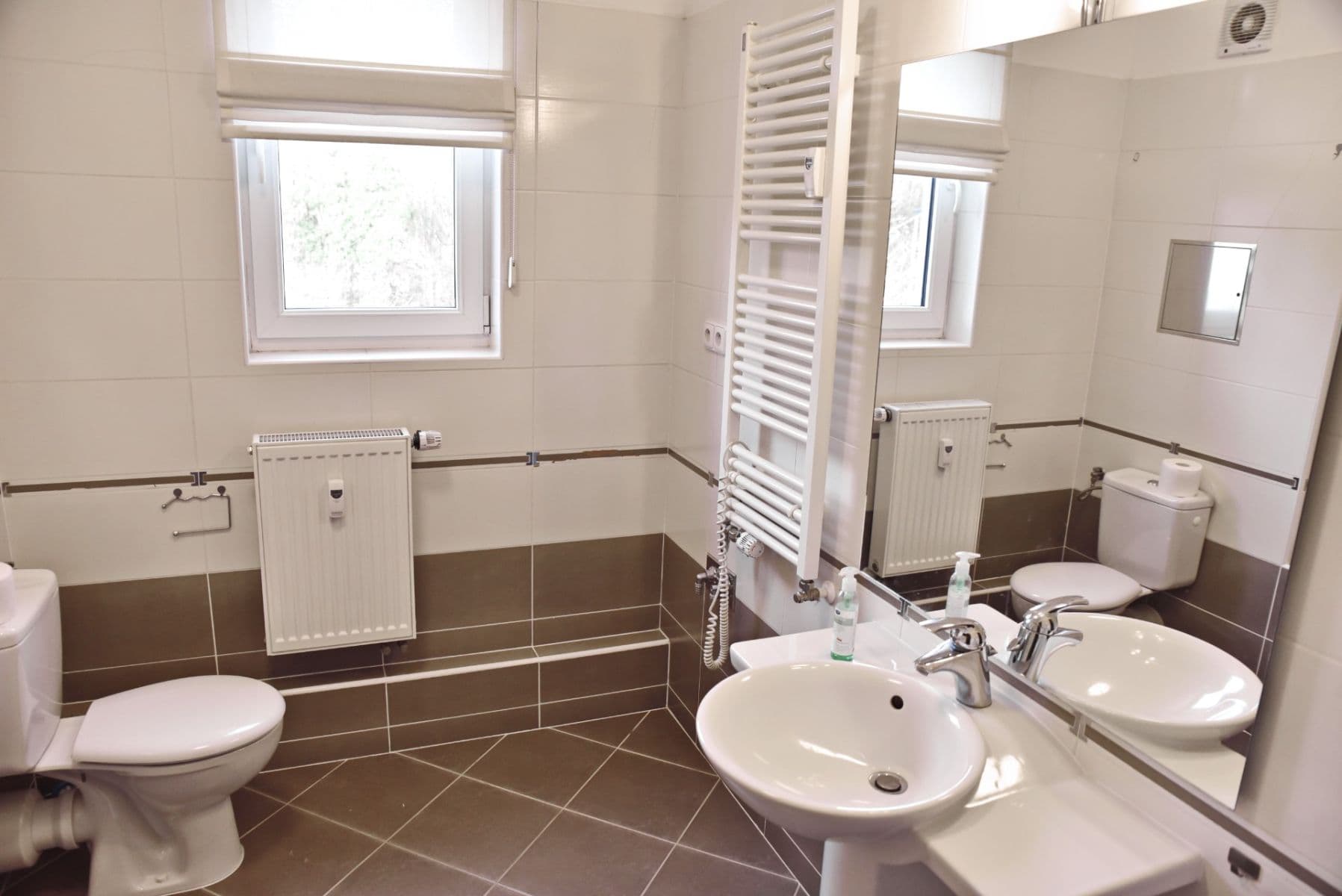 Pronájem bytu 2+kk 56 m², Velenovského, Praha, Praha Pronájem bytu 2+kk 56 m², Velenovského, Praha, Praha