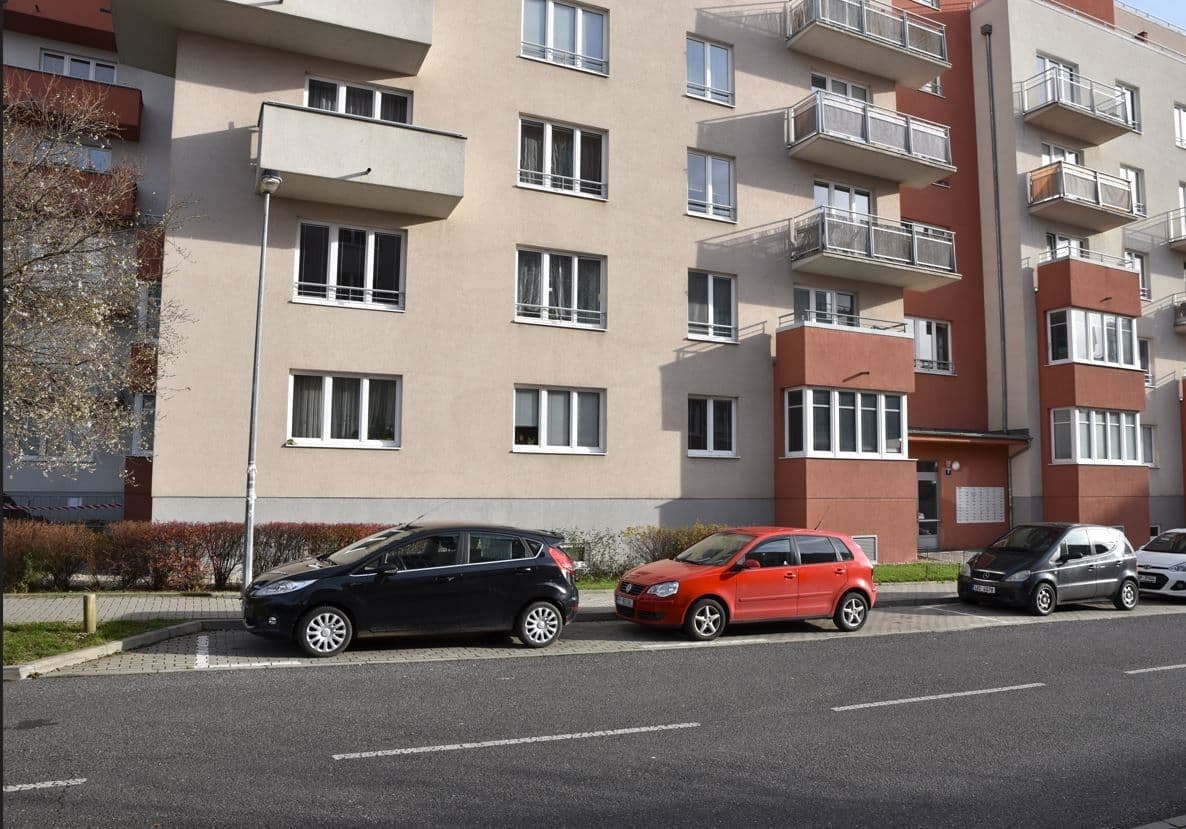 Pronájem bytu 2+kk 56 m², Velenovského, Praha, Praha Pronájem bytu 2+kk 56 m², Velenovského, Praha, Praha