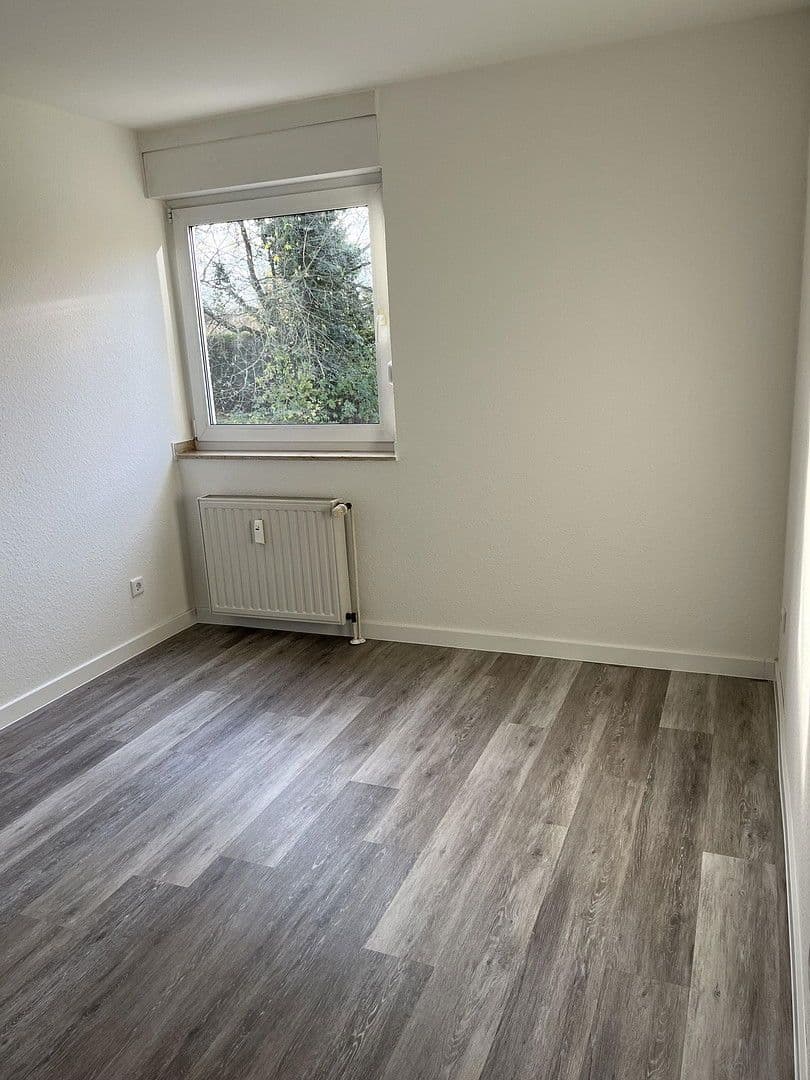 Pronájem bytu 2+1 34 m², Gartenstraße 56, Eschweiler, Severní Porýní-Vestfálsko Pronájem bytu 2+1 34 m², Gartenstraße 56, Eschweiler, Severní Porýní-Vestfálsko