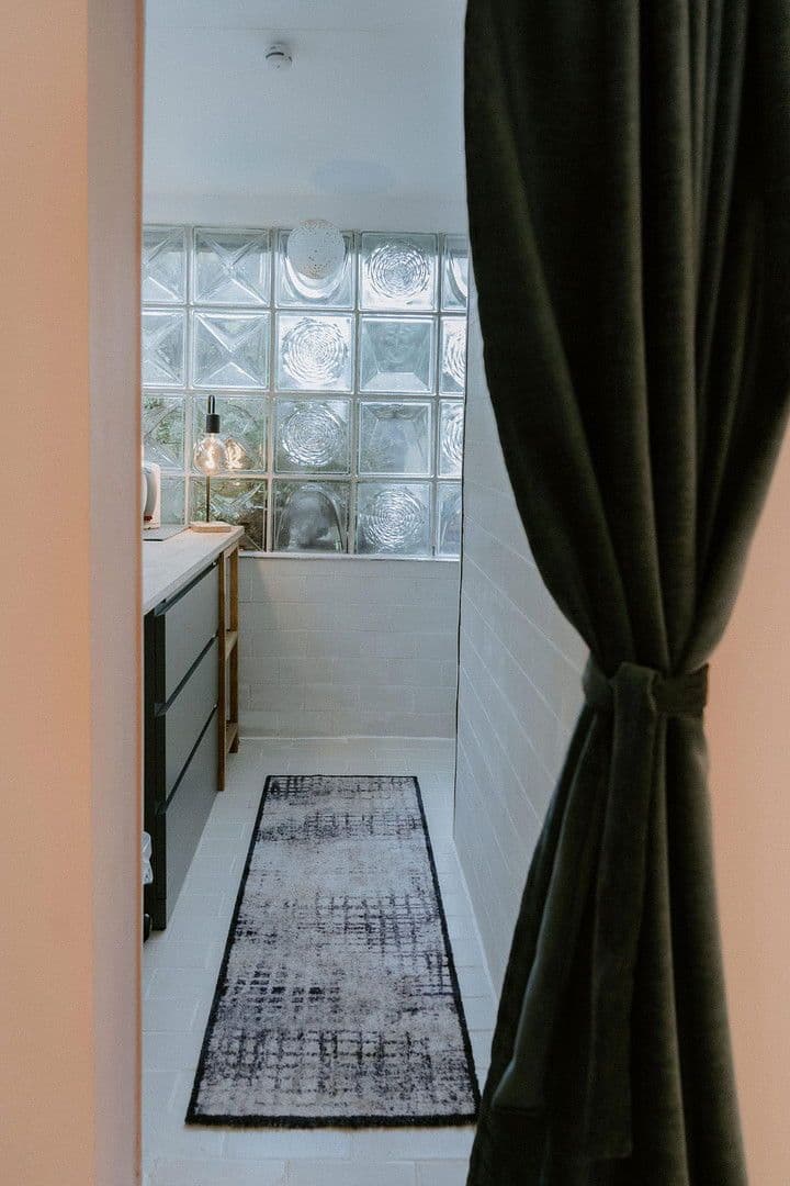 Pronájem kanceláře 24 m², Köln, Severní Porýní-Vestfálsko Pronájem kanceláře 24 m², Köln, Severní Porýní-Vestfálsko