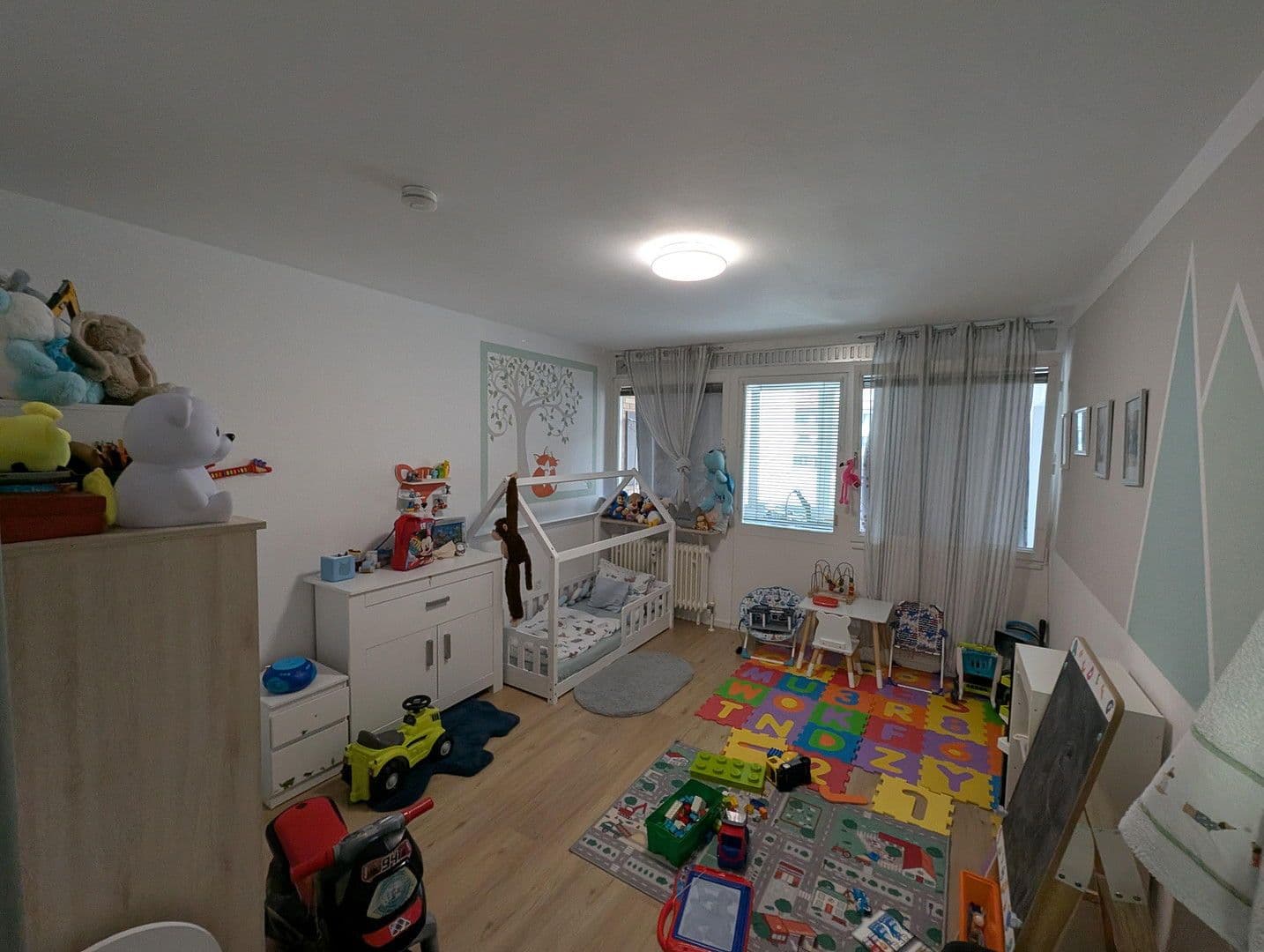 Pronájem bytu 3+1 83 m², Karlstr. 21, Fürth, Bavorsko Pronájem bytu 3+1 83 m², Karlstr. 21, Fürth, Bavorsko