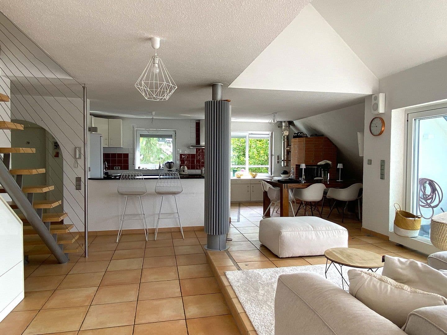 Prodej bytu 4+1 151 m², Rebenweg 11, Eislingen/Fils, Bádensko-Württembersko Prodej bytu 4+1 151 m², Rebenweg 11, Eislingen/Fils, Bádensko-Württembersko