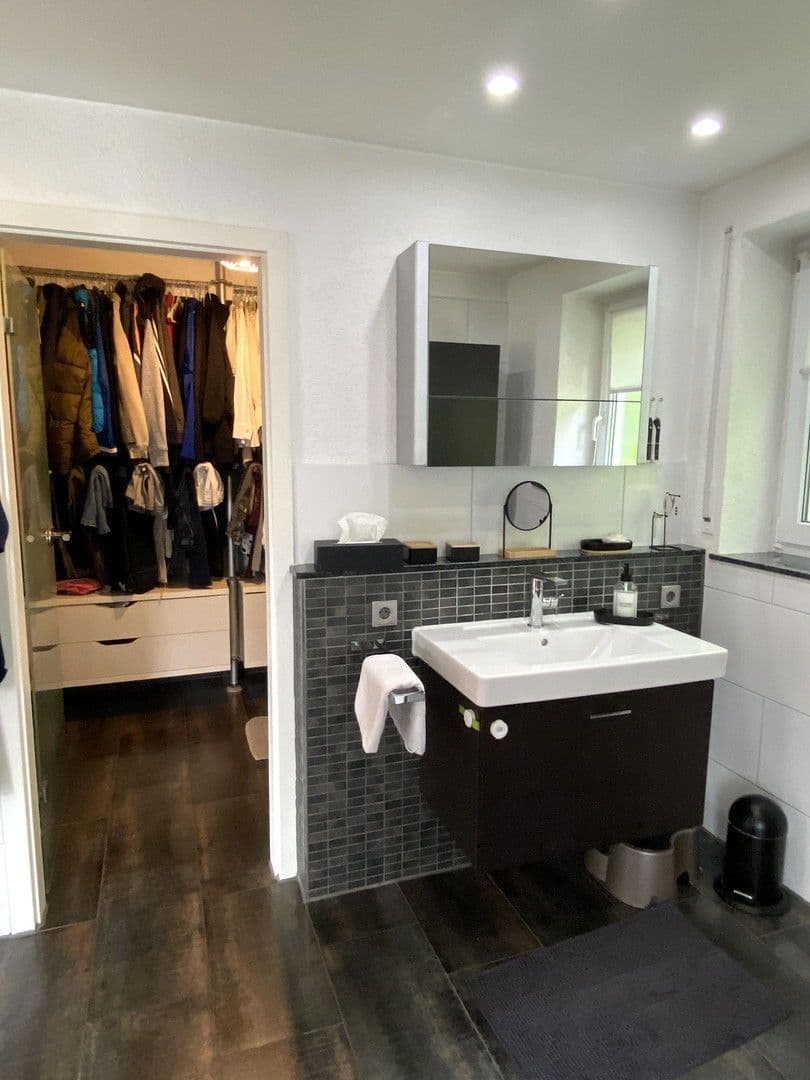 Prodej bytu 4+1 151 m², Rebenweg 11, Eislingen/Fils, Bádensko-Württembersko Prodej bytu 4+1 151 m², Rebenweg 11, Eislingen/Fils, Bádensko-Württembersko