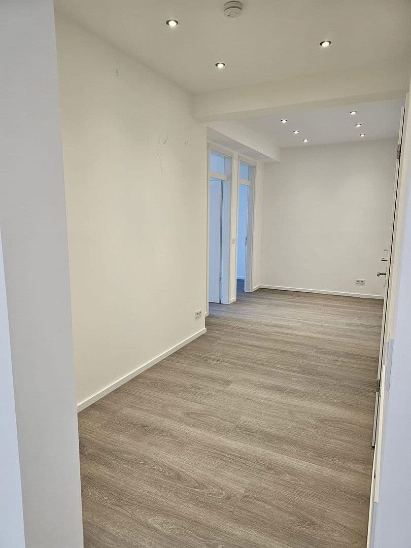 Pronájem bytu 3+kk 105 m², Haupstraße 221, Bergisch Gladbach, Severní Porýní-Vestfálsko Pronájem bytu 3+kk 105 m², Haupstraße 221, Bergisch Gladbach, Severní Porýní-Vestfálsko