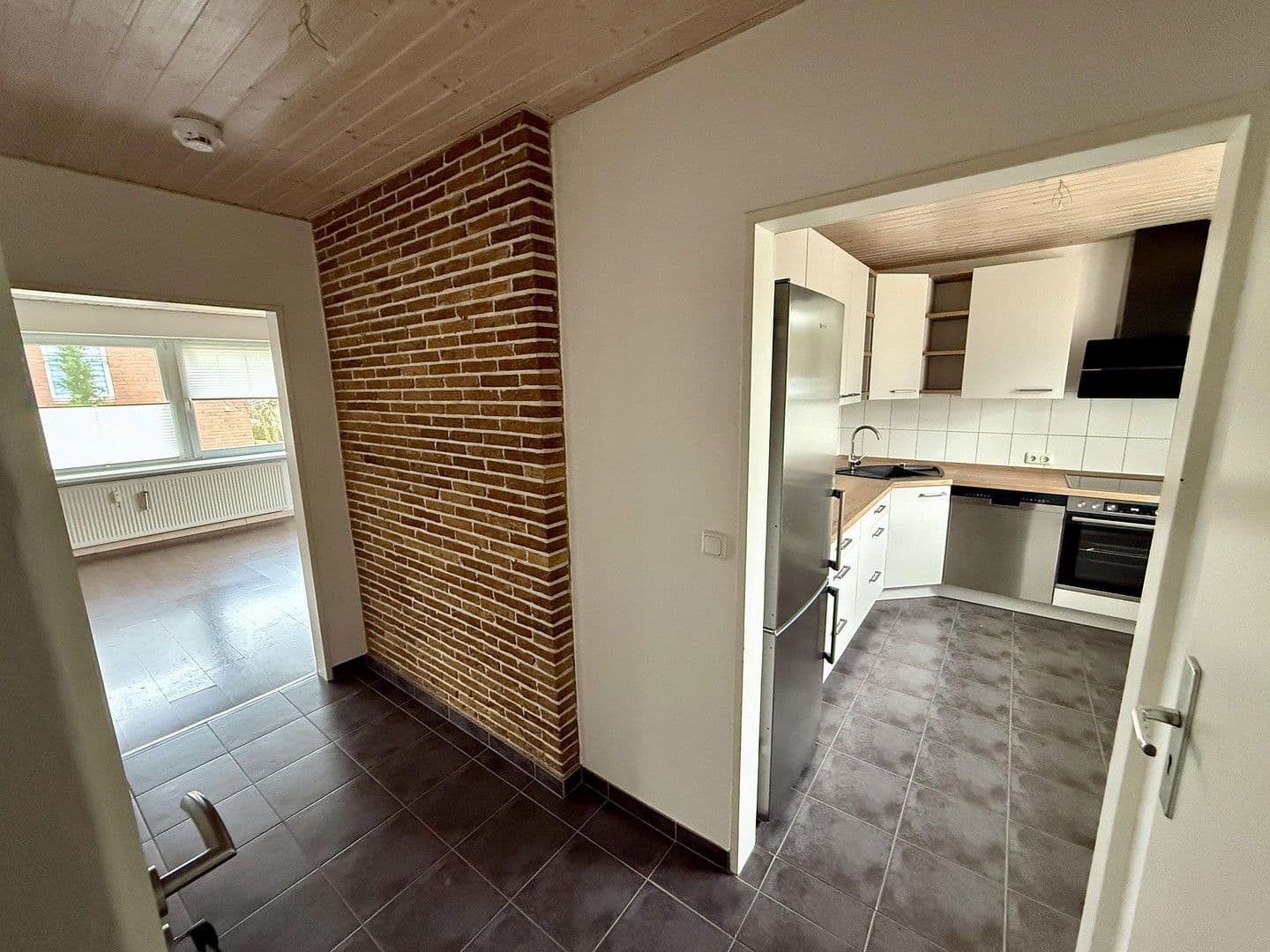 Pronájem bytu 3+1 90 m², Reinfeld, Šlesvicko-Holštýnsko Pronájem bytu 3+1 90 m², Reinfeld, Šlesvicko-Holštýnsko
