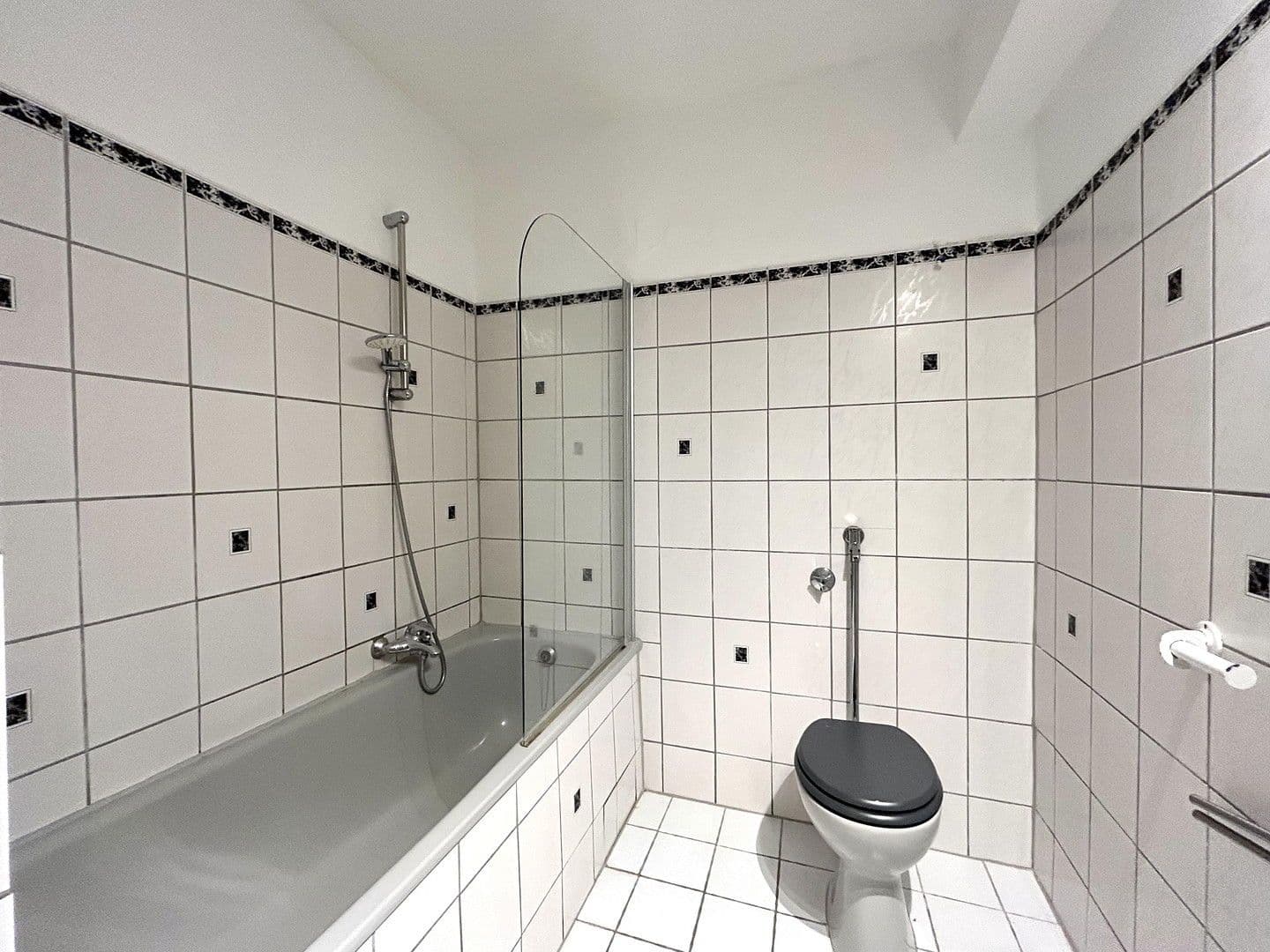 Pronájem bytu 2+1 60 m², Köln, Severní Porýní-Vestfálsko Pronájem bytu 2+1 60 m², Köln, Severní Porýní-Vestfálsko
