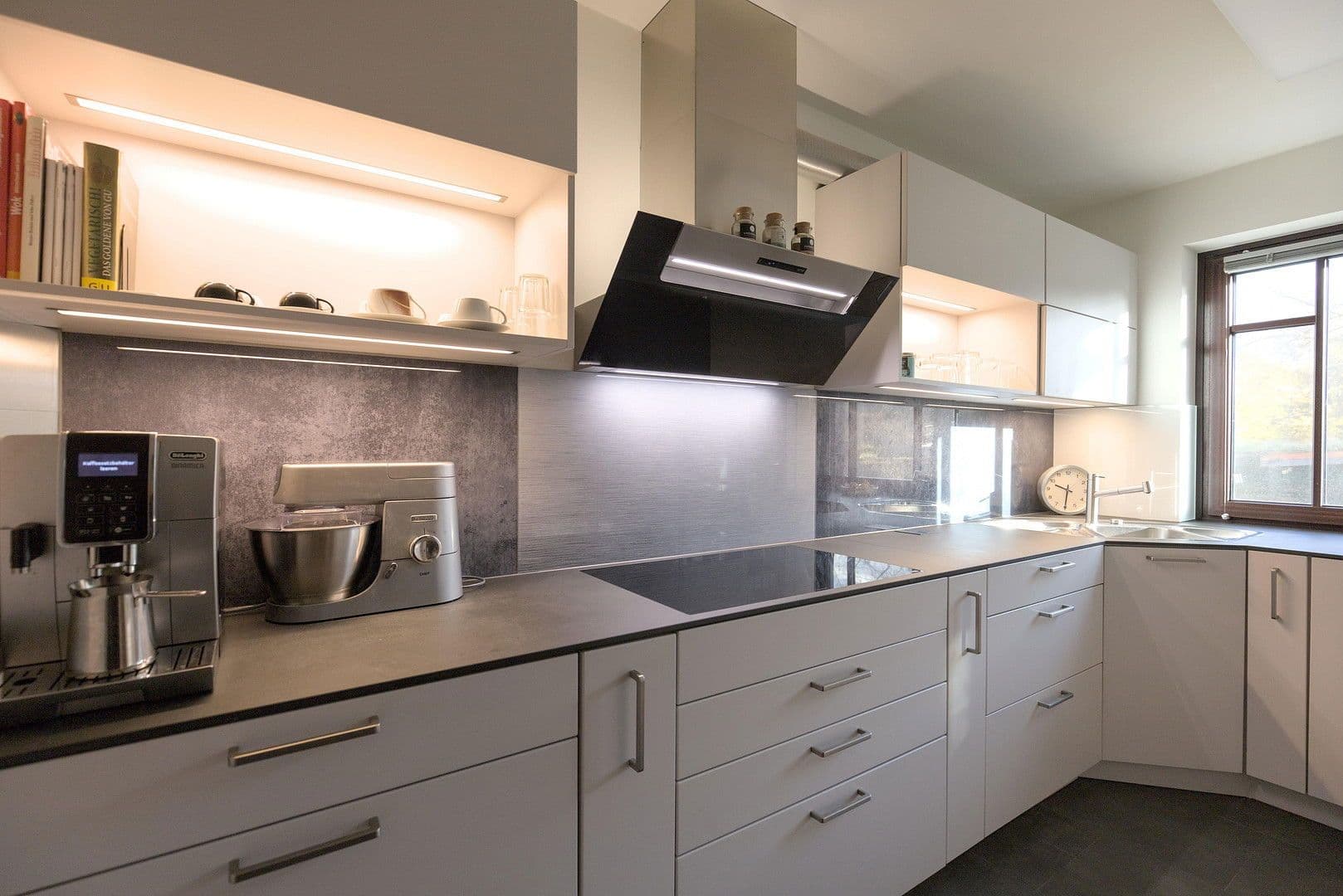 Prodej domu 102 m², pozemek 185 m², Norderstedt, Šlesvicko-Holštýnsko Prodej domu 102 m², pozemek 185 m², Norderstedt, Šlesvicko-Holštýnsko