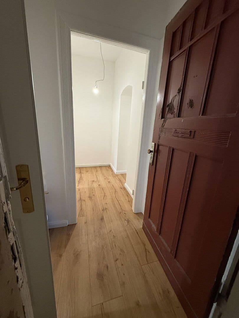 Pronájem bytu 1+1 60 m², Auguste Viktoria Allee 67, Berlin, Berlín Pronájem bytu 1+1 60 m², Auguste Viktoria Allee 67, Berlin, Berlín