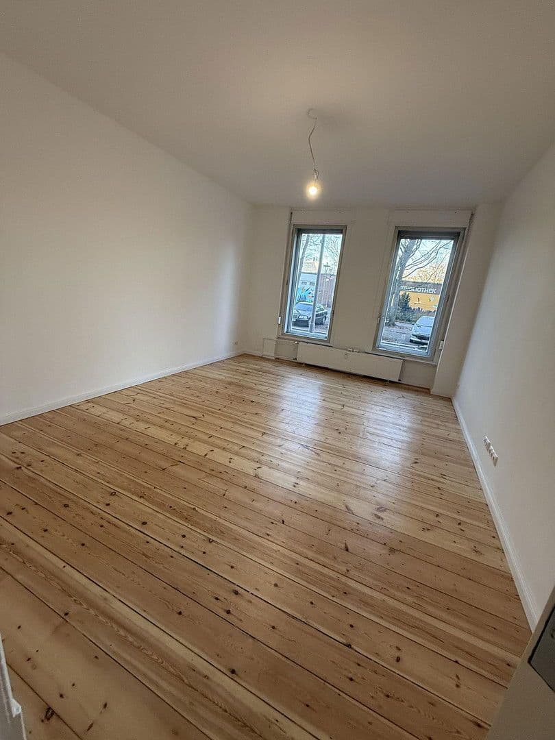 Pronájem bytu 1+1 60 m², Auguste Viktoria Allee 67, Berlin, Berlín Pronájem bytu 1+1 60 m², Auguste Viktoria Allee 67, Berlin, Berlín