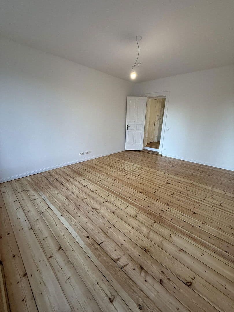 Pronájem bytu 1+1 60 m², Auguste Viktoria Allee 67, Berlin, Berlín Pronájem bytu 1+1 60 m², Auguste Viktoria Allee 67, Berlin, Berlín