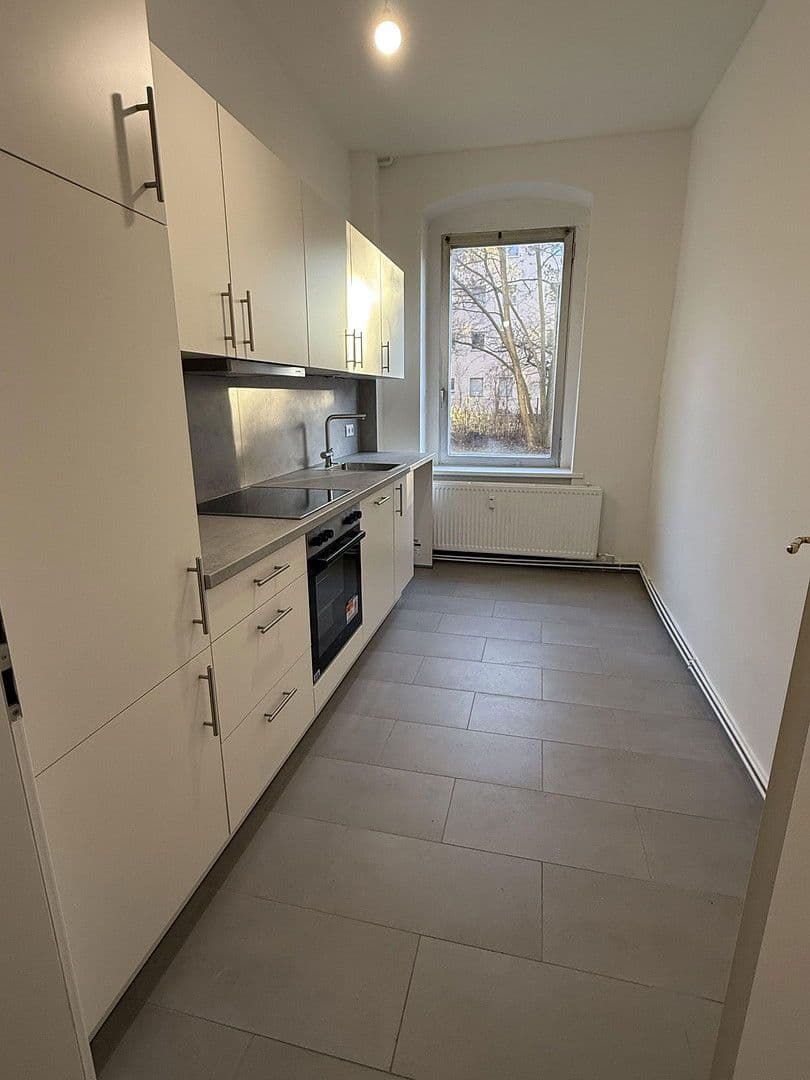 Pronájem bytu 1+1 60 m², Auguste Viktoria Allee 67, Berlin, Berlín Pronájem bytu 1+1 60 m², Auguste Viktoria Allee 67, Berlin, Berlín