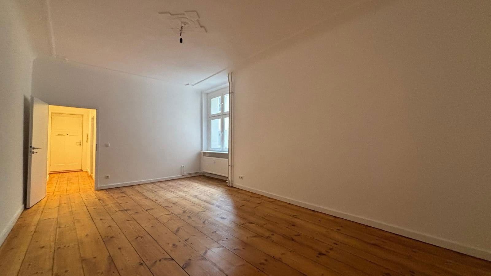 Pronájem bytu 1+1 47 m², Berlin, Berlín Pronájem bytu 1+1 47 m², Berlin, Berlín