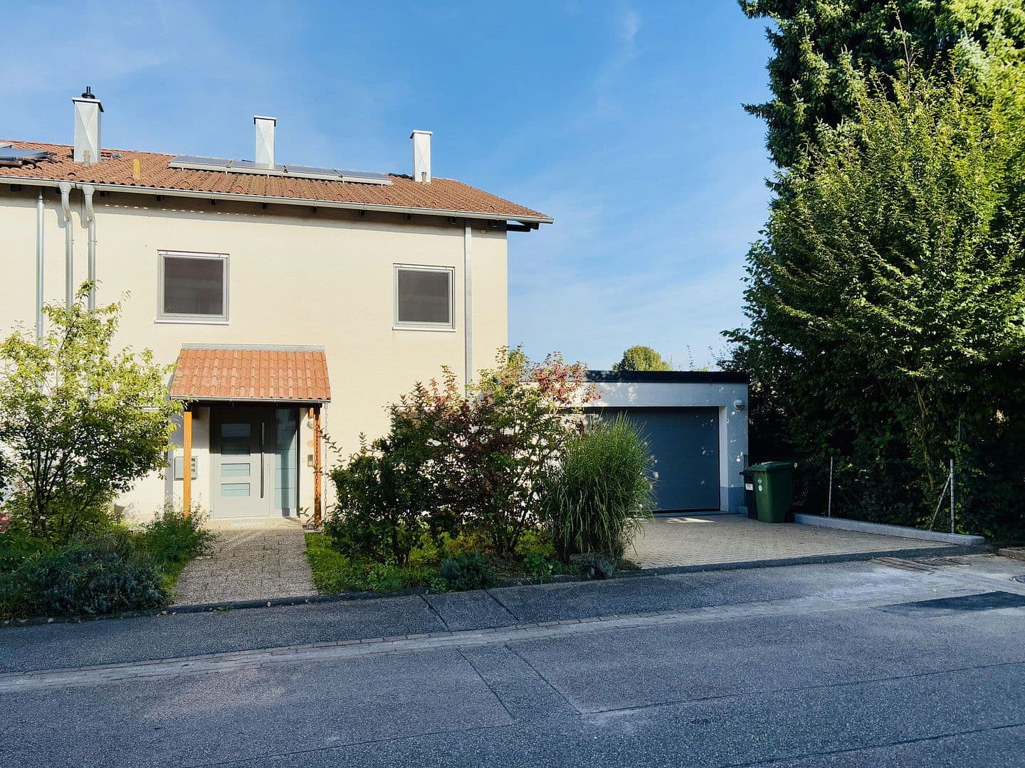 Prodej domu 160 m², pozemek 400 m², Gondelsheim, Bádensko-Württembersko Prodej domu 160 m², pozemek 400 m², Gondelsheim, Bádensko-Württembersko