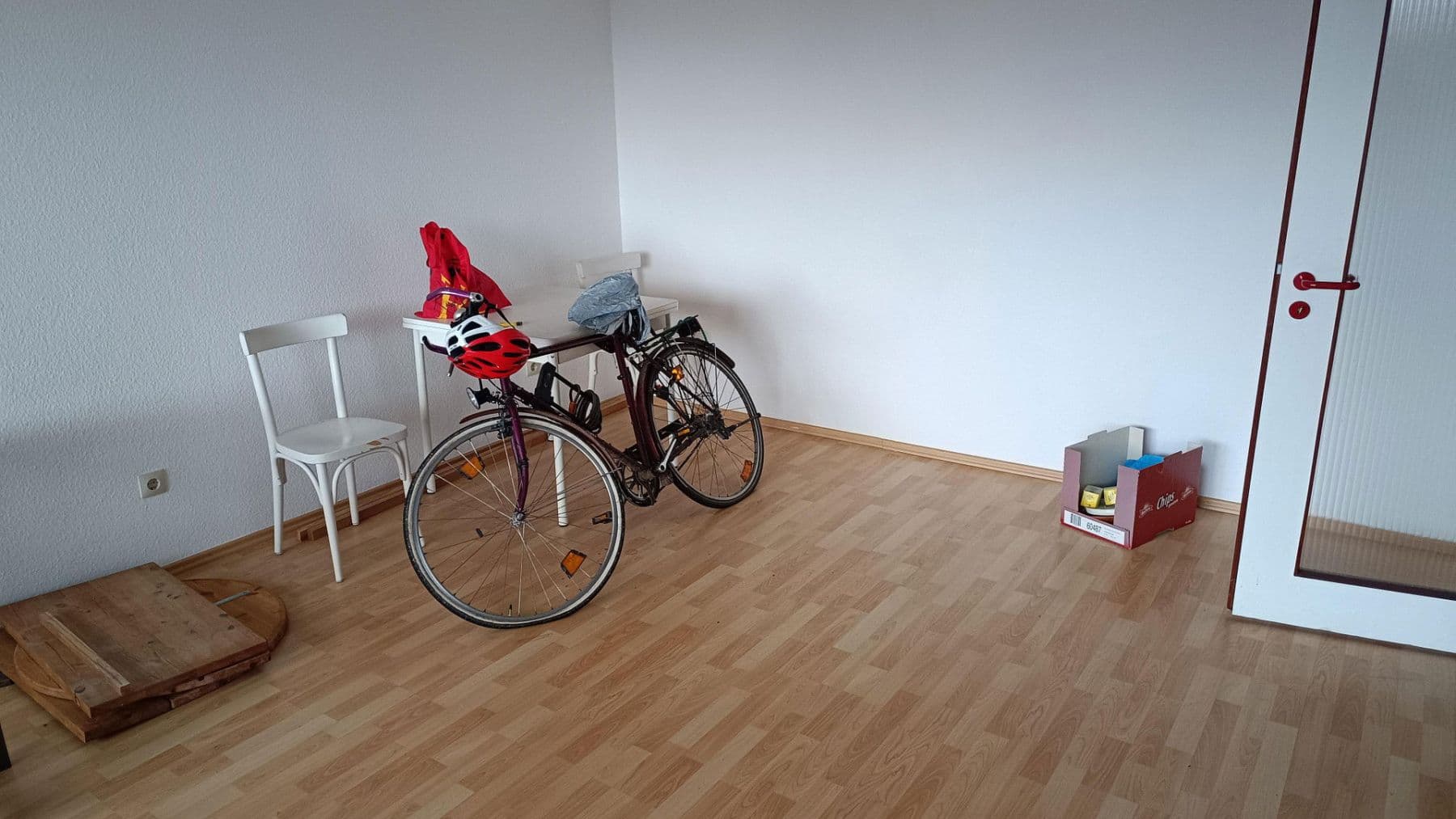 Pronájem bytu 2+1 60 m², Irgenhöhe 30, Saarbrücken, Země Sársko Pronájem bytu 2+1 60 m², Irgenhöhe 30, Saarbrücken, Země Sársko