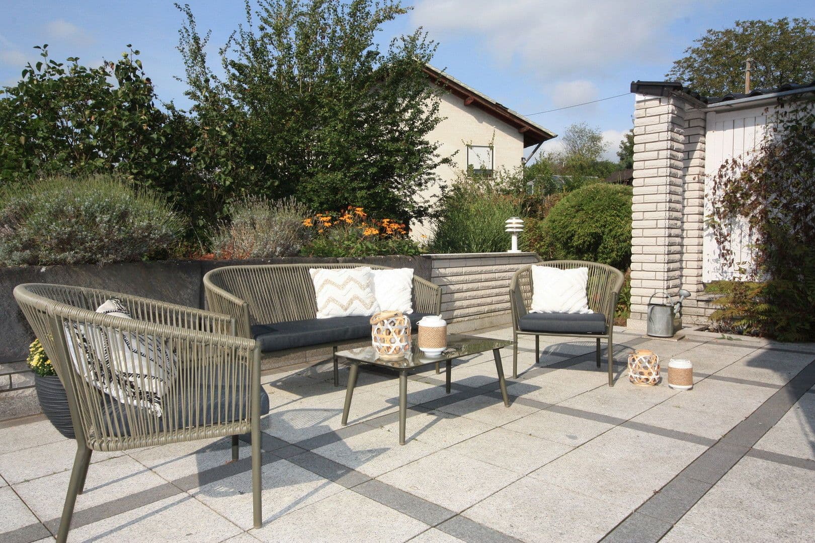 Pronájem bytu 5+1 198 m², Much, Severní Porýní-Vestfálsko Pronájem bytu 5+1 198 m², Much, Severní Porýní-Vestfálsko