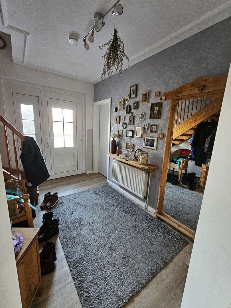 Prodej domu 120 m², pozemek 683 m², Freiligrathstraße 24, Moormerland, Dolní Sasko Prodej domu 120 m², pozemek 683 m², Freiligrathstraße 24, Moormerland, Dolní Sasko