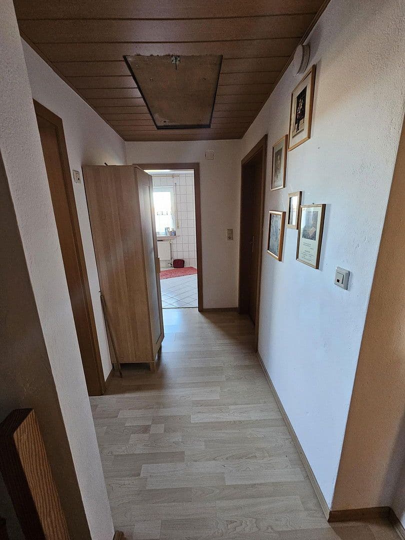 Prodej domu 120 m², pozemek 683 m², Freiligrathstraße 24, Moormerland, Dolní Sasko Prodej domu 120 m², pozemek 683 m², Freiligrathstraße 24, Moormerland, Dolní Sasko