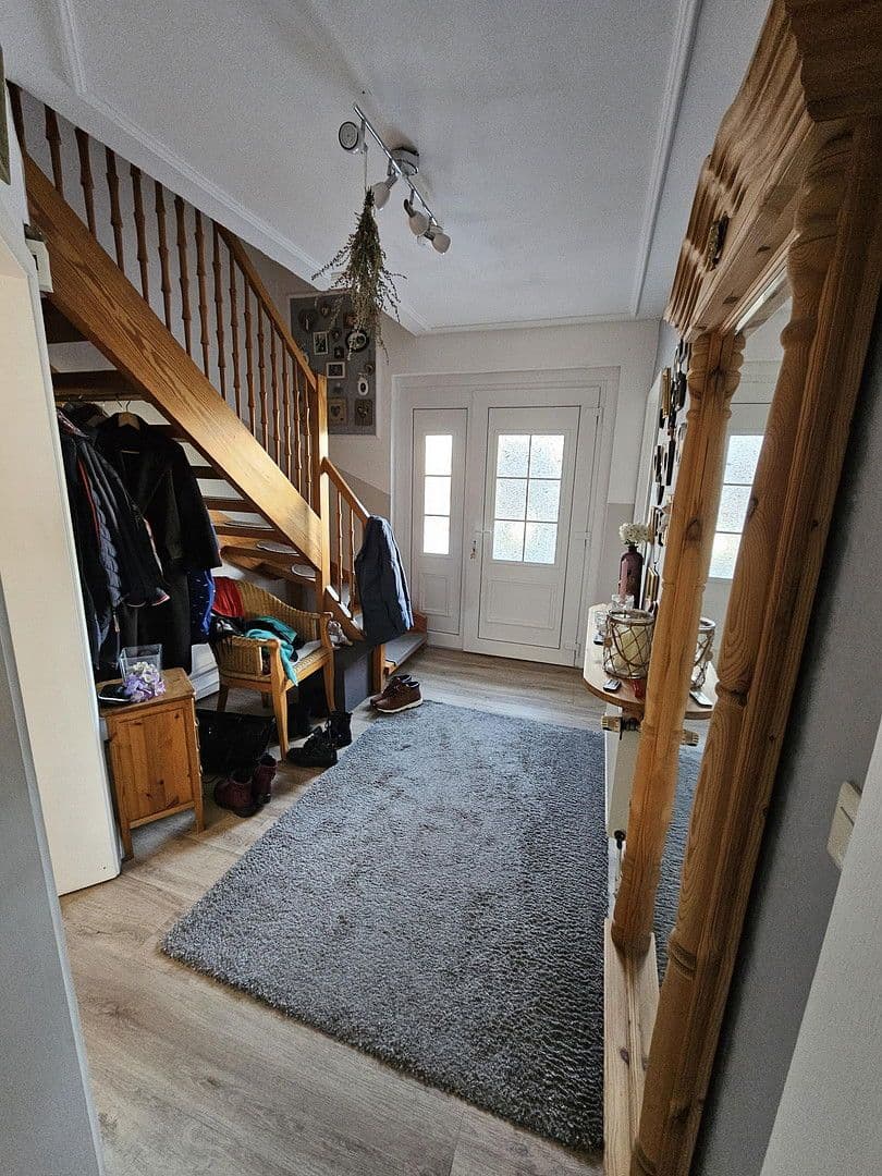 Prodej domu 120 m², pozemek 683 m², Freiligrathstraße 24, Moormerland, Dolní Sasko Prodej domu 120 m², pozemek 683 m², Freiligrathstraße 24, Moormerland, Dolní Sasko