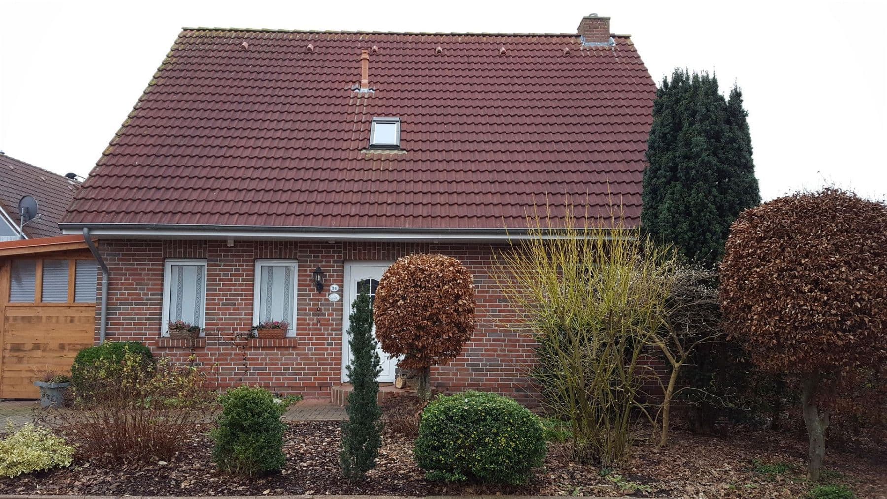 Prodej domu 120 m², pozemek 683 m², Freiligrathstraße 24, Moormerland, Dolní Sasko Prodej domu 120 m², pozemek 683 m², Freiligrathstraße 24, Moormerland, Dolní Sasko