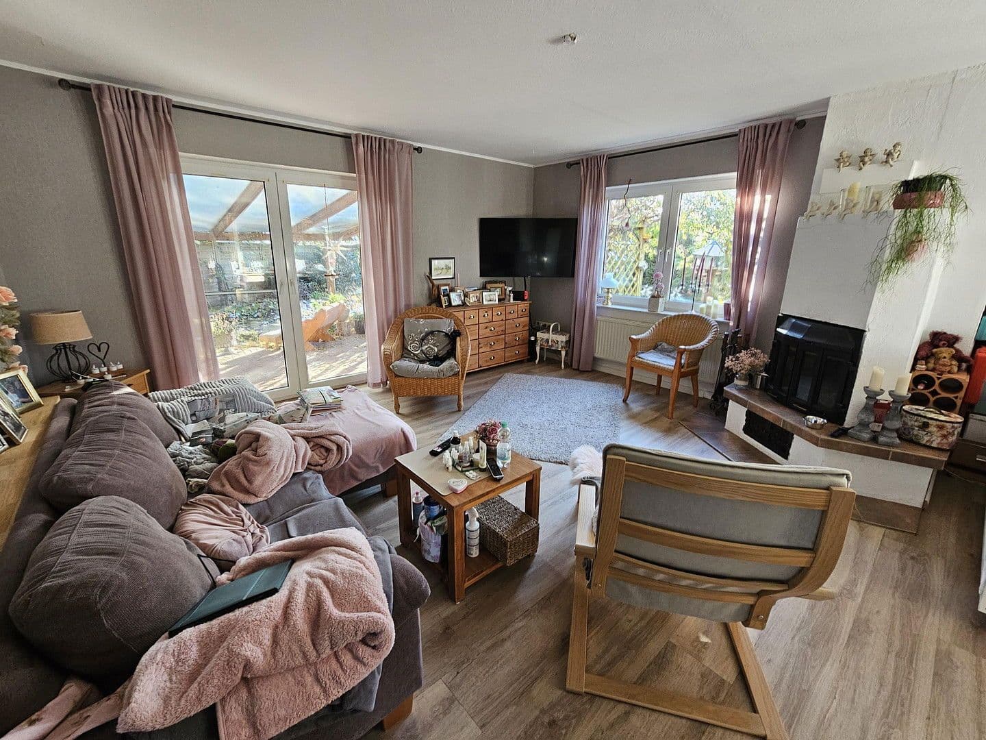 Prodej domu 120 m², pozemek 683 m², Freiligrathstraße 24, Moormerland, Dolní Sasko Prodej domu 120 m², pozemek 683 m², Freiligrathstraße 24, Moormerland, Dolní Sasko