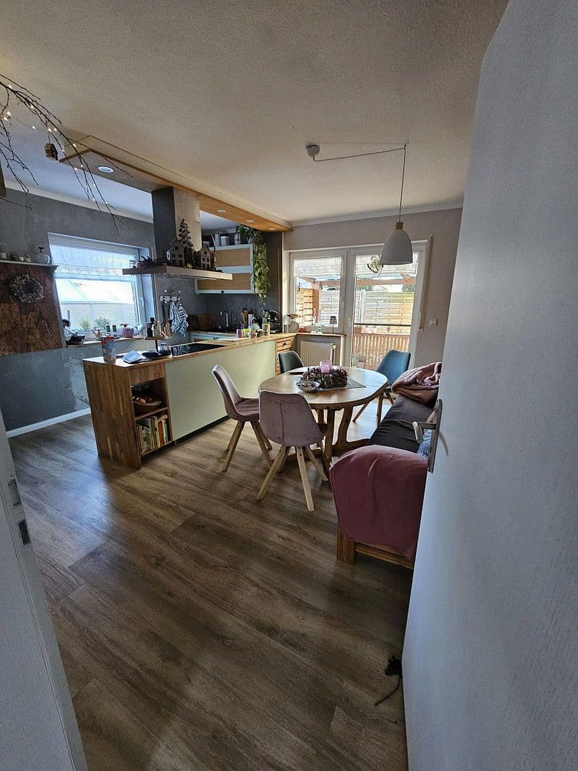 Prodej domu 120 m², pozemek 683 m², Freiligrathstraße 24, Moormerland, Dolní Sasko Prodej domu 120 m², pozemek 683 m², Freiligrathstraße 24, Moormerland, Dolní Sasko