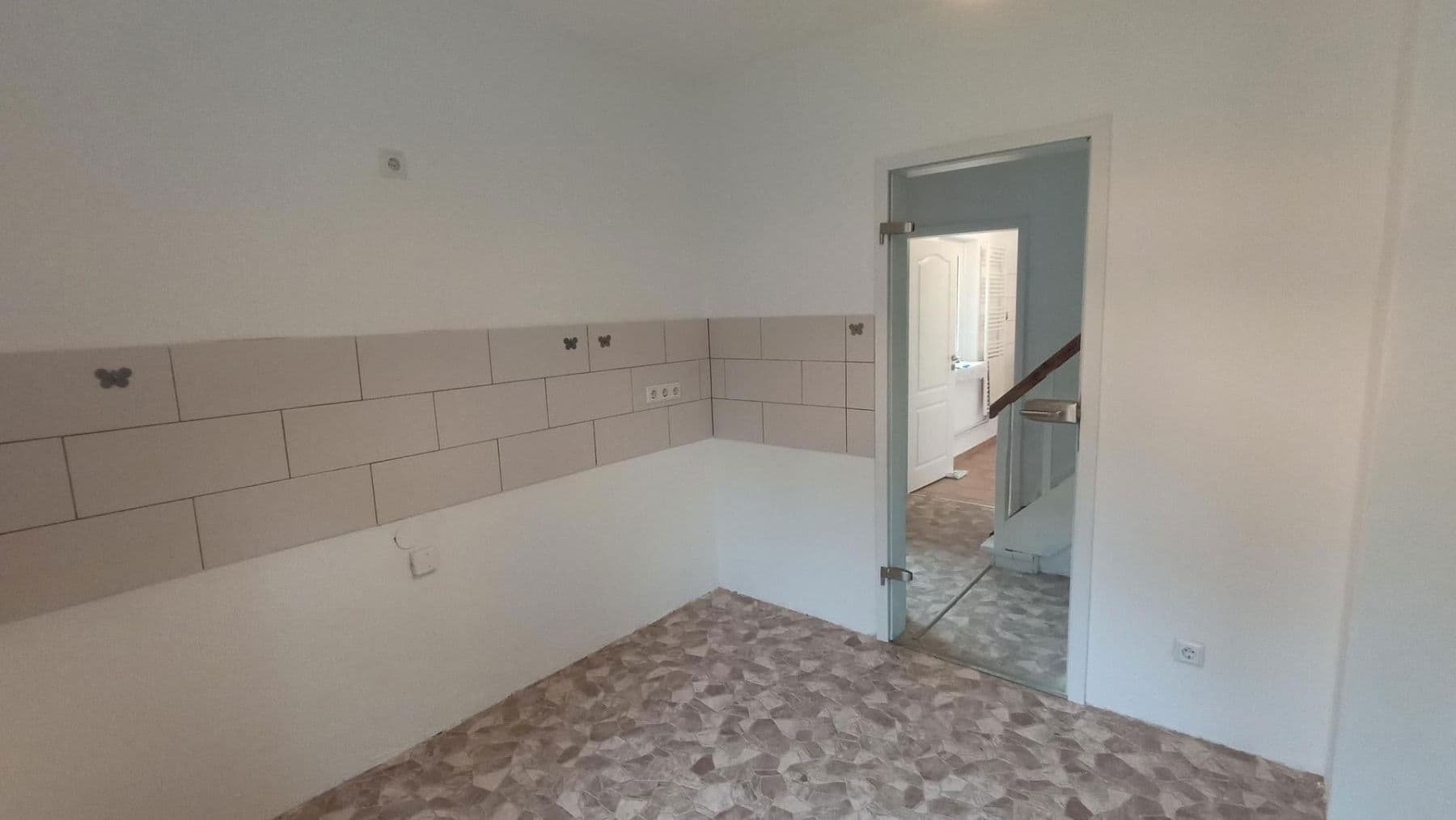 Prodej domu 105 m², pozemek 376 m², Eppenbrunner Weg, Berlin, Berlín Prodej domu 105 m², pozemek 376 m², Eppenbrunner Weg, Berlin, Berlín
