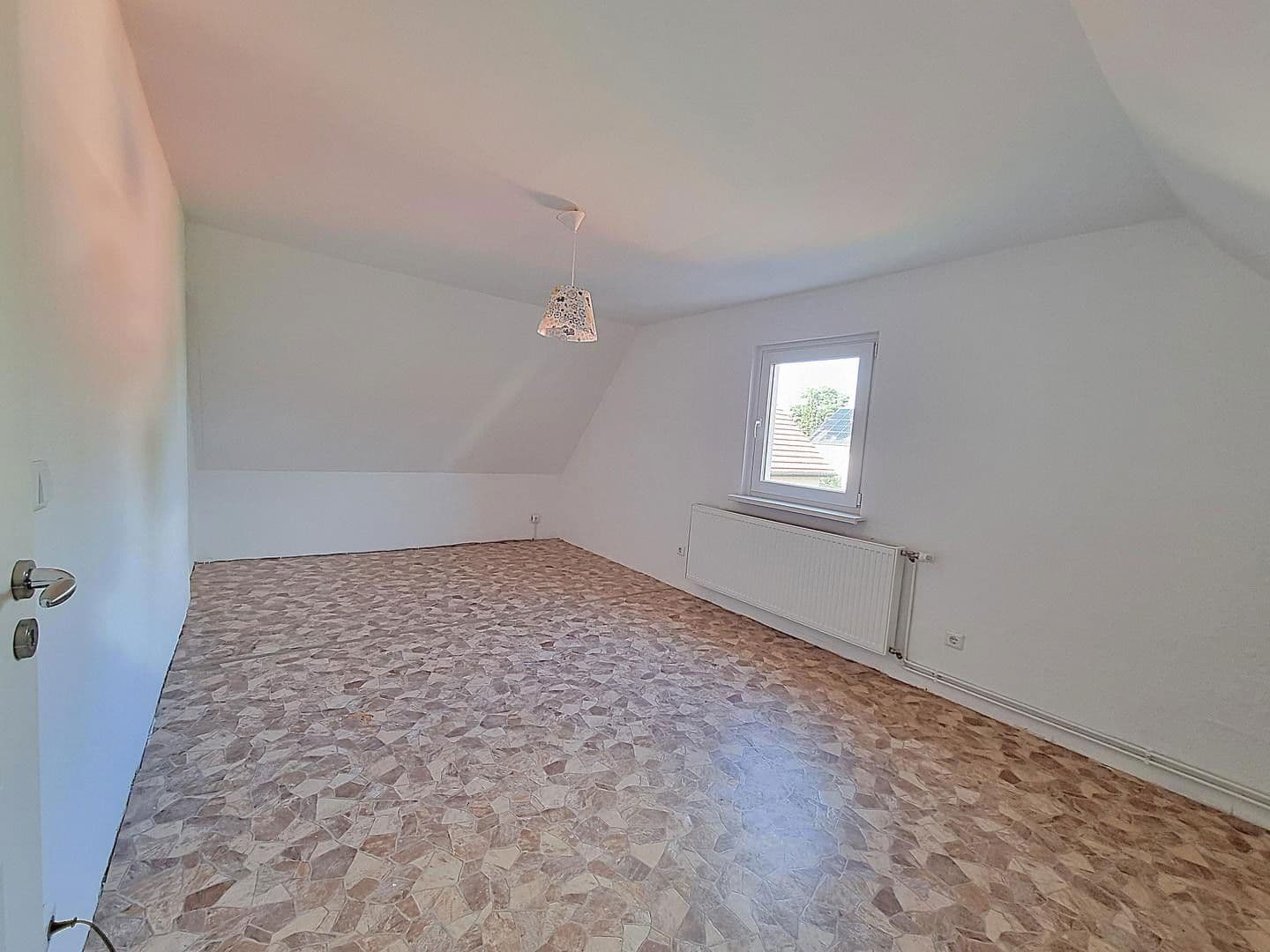 Prodej domu 105 m², pozemek 376 m², Eppenbrunner Weg, Berlin, Berlín Prodej domu 105 m², pozemek 376 m², Eppenbrunner Weg, Berlin, Berlín