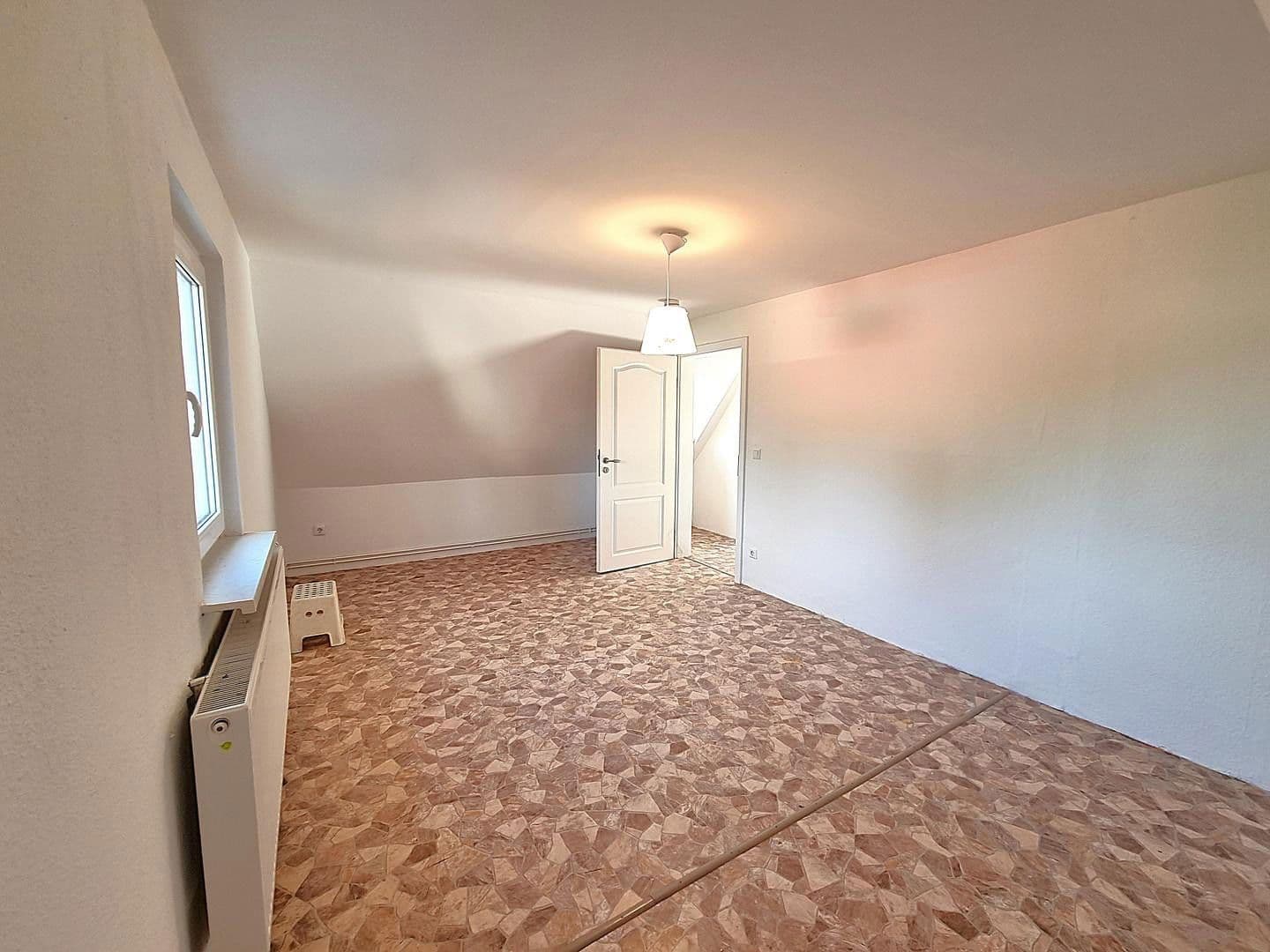 Prodej domu 105 m², pozemek 376 m², Eppenbrunner Weg, Berlin, Berlín Prodej domu 105 m², pozemek 376 m², Eppenbrunner Weg, Berlin, Berlín