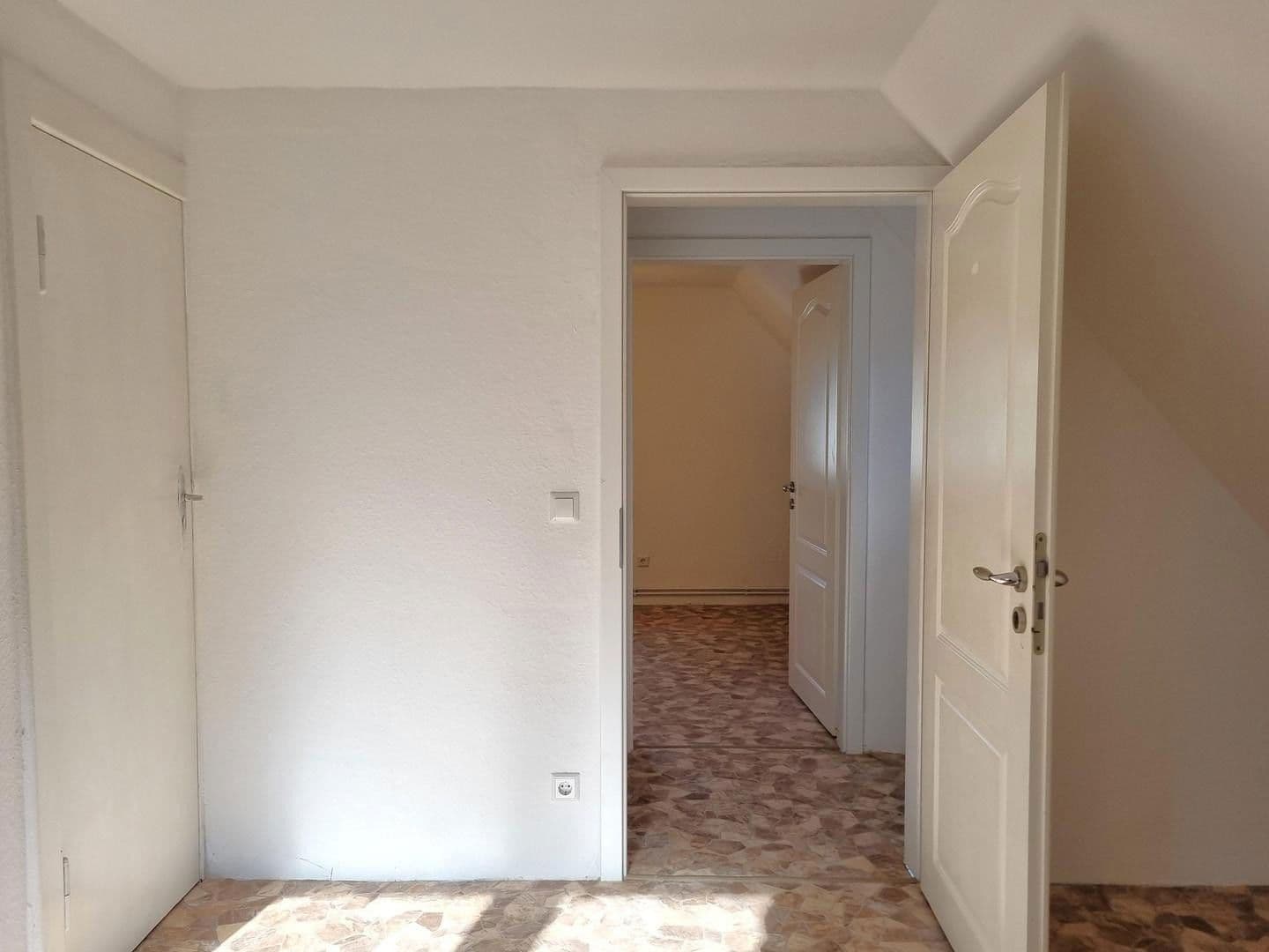 Prodej domu 105 m², pozemek 376 m², Eppenbrunner Weg, Berlin, Berlín Prodej domu 105 m², pozemek 376 m², Eppenbrunner Weg, Berlin, Berlín