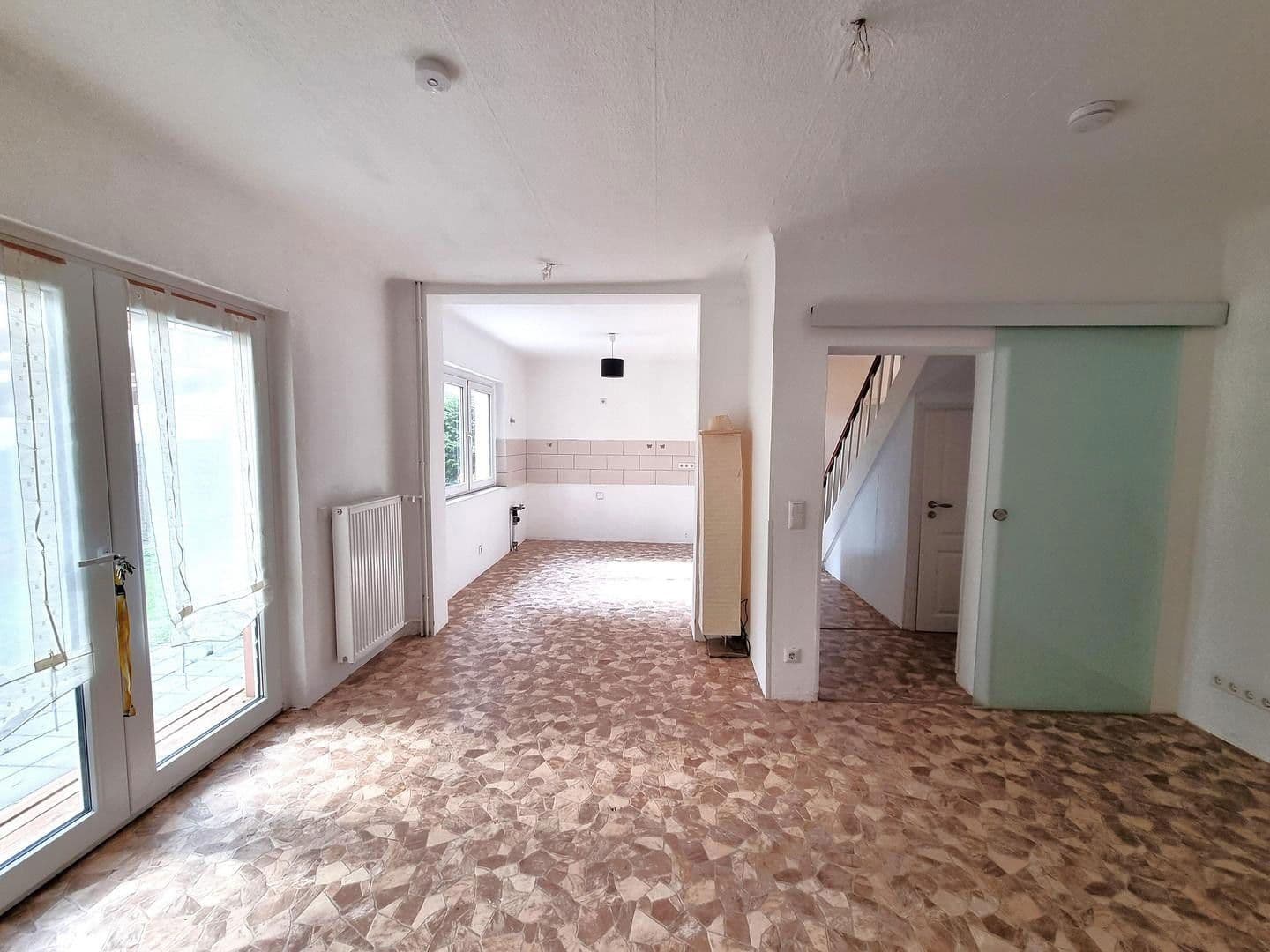 Prodej domu 105 m², pozemek 376 m², Eppenbrunner Weg, Berlin, Berlín Prodej domu 105 m², pozemek 376 m², Eppenbrunner Weg, Berlin, Berlín