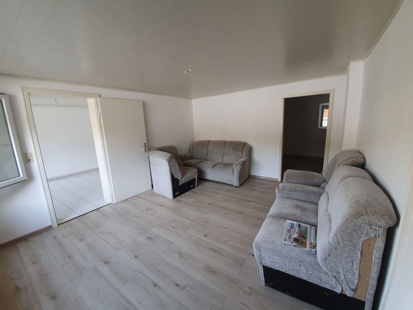 Prodej domu 260 m², pozemek 1.183 m², Häglesweg 14, Neuenbürg, Bádensko-Württembersko Prodej domu 260 m², pozemek 1.183 m², Häglesweg 14, Neuenbürg, Bádensko-Württembersko