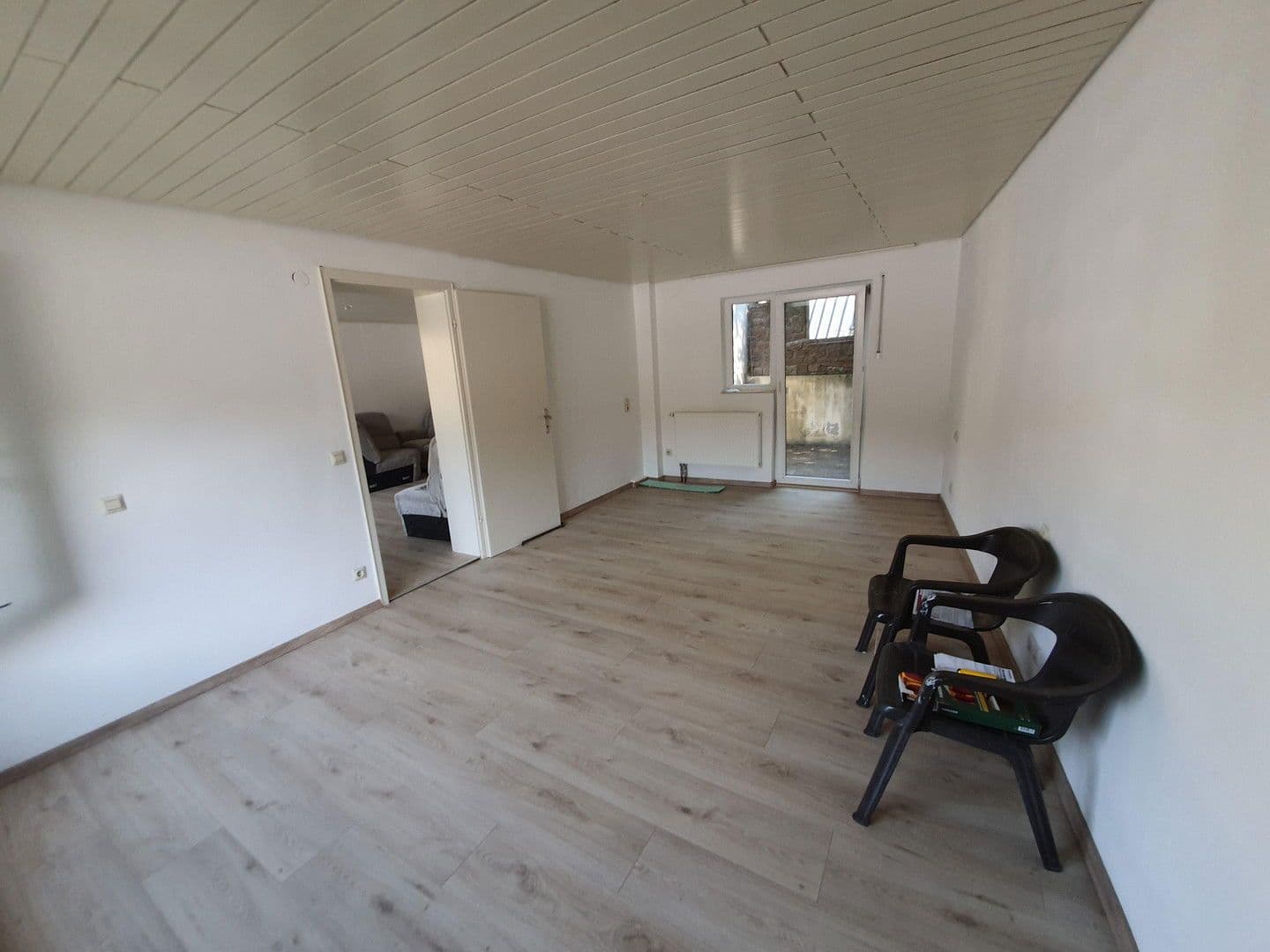 Prodej domu 260 m², pozemek 1.183 m², Häglesweg 14, Neuenbürg, Bádensko-Württembersko Prodej domu 260 m², pozemek 1.183 m², Häglesweg 14, Neuenbürg, Bádensko-Württembersko