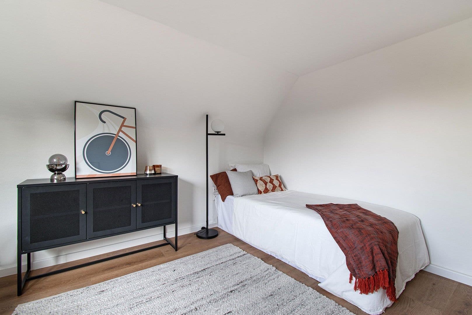 Prodej bytu 2+1 44 m², Pinneberg, Šlesvicko-Holštýnsko Prodej bytu 2+1 44 m², Pinneberg, Šlesvicko-Holštýnsko