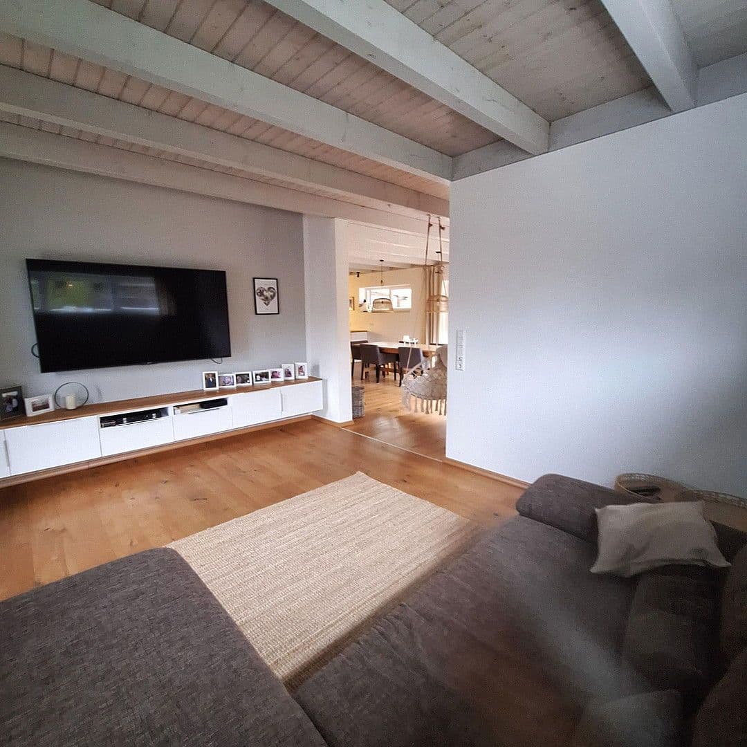 Prodej domu 198 m², pozemek 1.204 m², Marklohe, Dolní Sasko Prodej domu 198 m², pozemek 1.204 m², Marklohe, Dolní Sasko