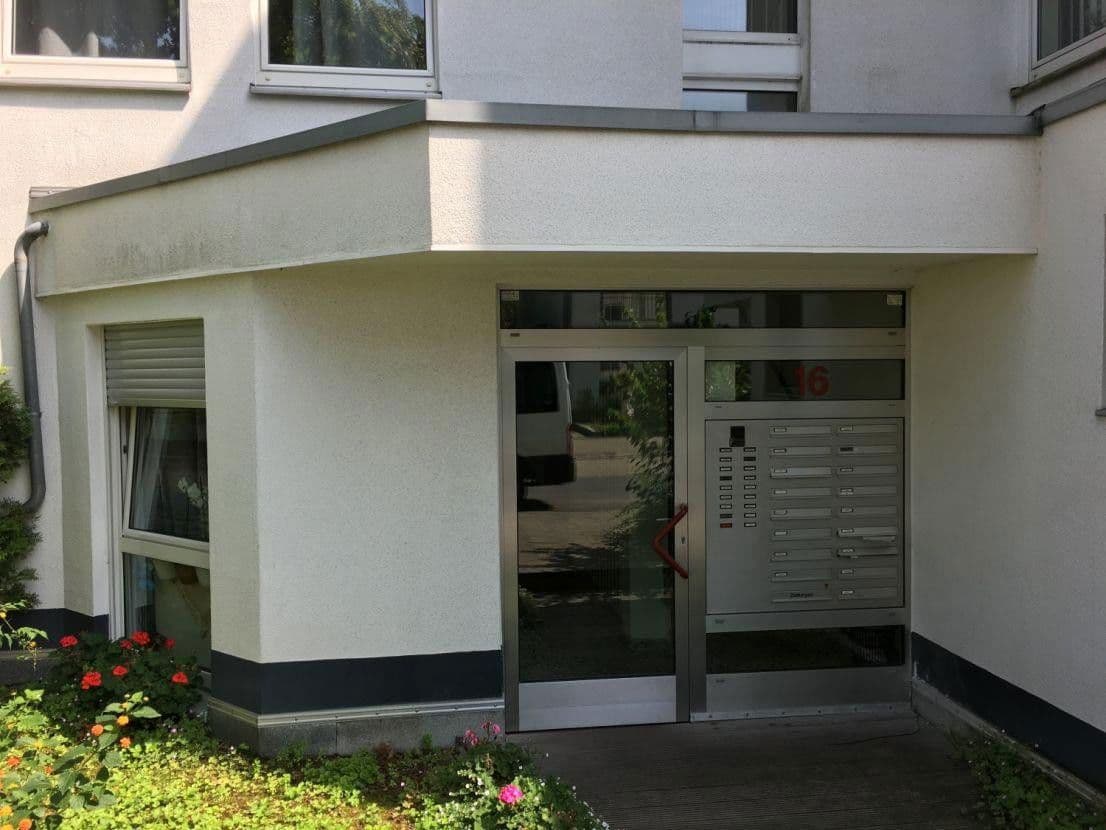 Prodej bytu 2+1 43 m², Peter-Krahe-Straße 16, Düsseldorf, Severní Porýní-Vestfálsko Prodej bytu 2+1 43 m², Peter-Krahe-Straße 16, Düsseldorf, Severní Porýní-Vestfálsko