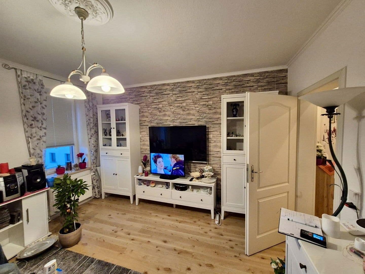 Pronájem bytu 2+1 57 m², Leipzig, Sasko Pronájem bytu 2+1 57 m², Leipzig, Sasko