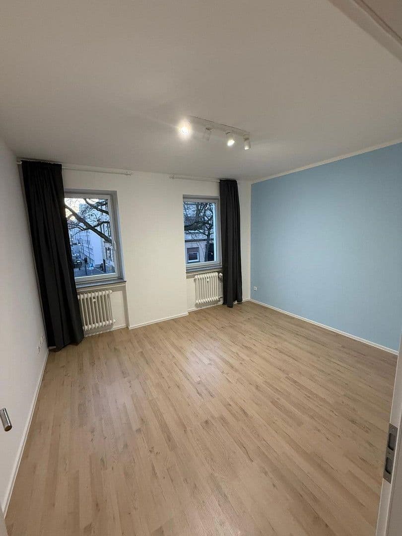 Pronájem bytu 3+1 55 m², Heinrichstr., Fulda, Hessen Pronájem bytu 3+1 55 m², Heinrichstr., Fulda, Hessen